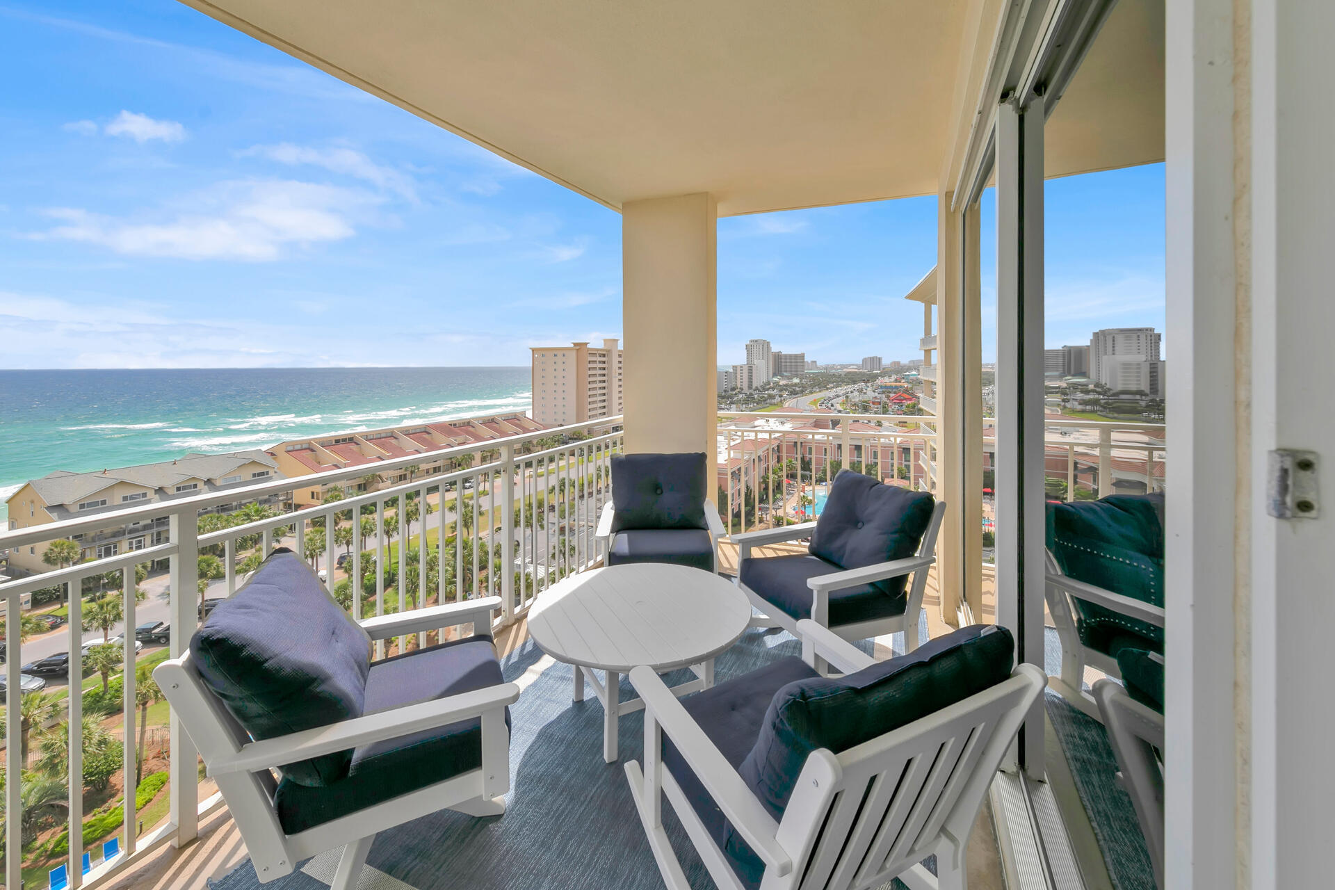 STERLING SHORES - Residential