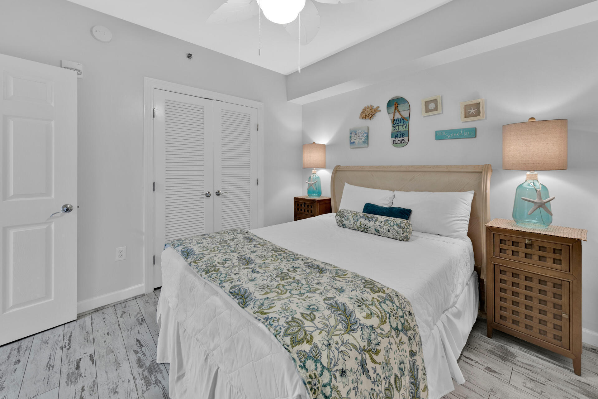 STERLING SHORES - Residential