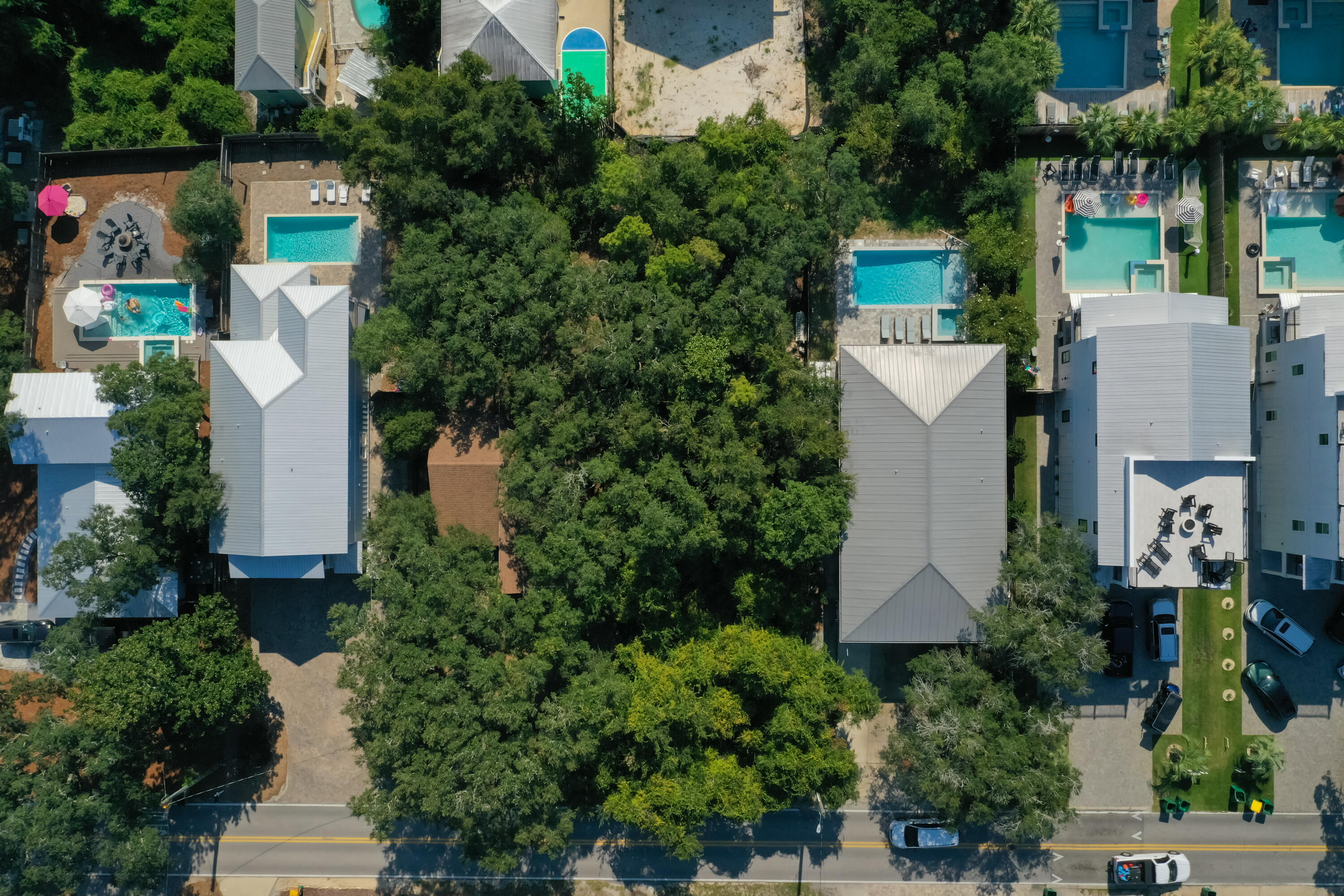 CRYSTAL BEACH - Land