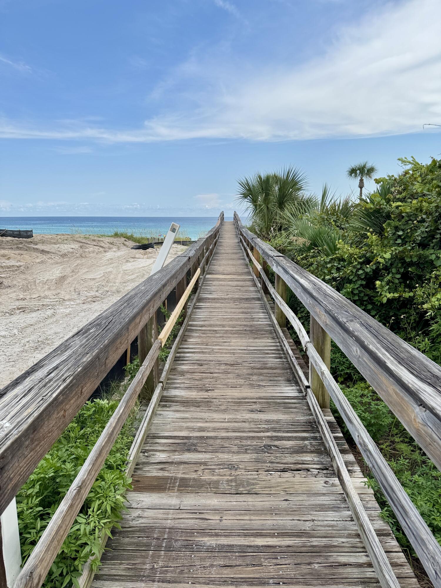 CRYSTAL BEACH - Land