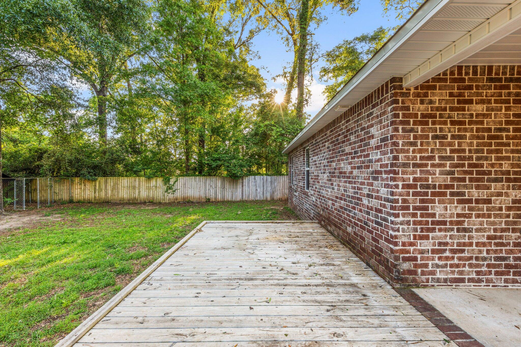ADAMS POWELL - Residential
