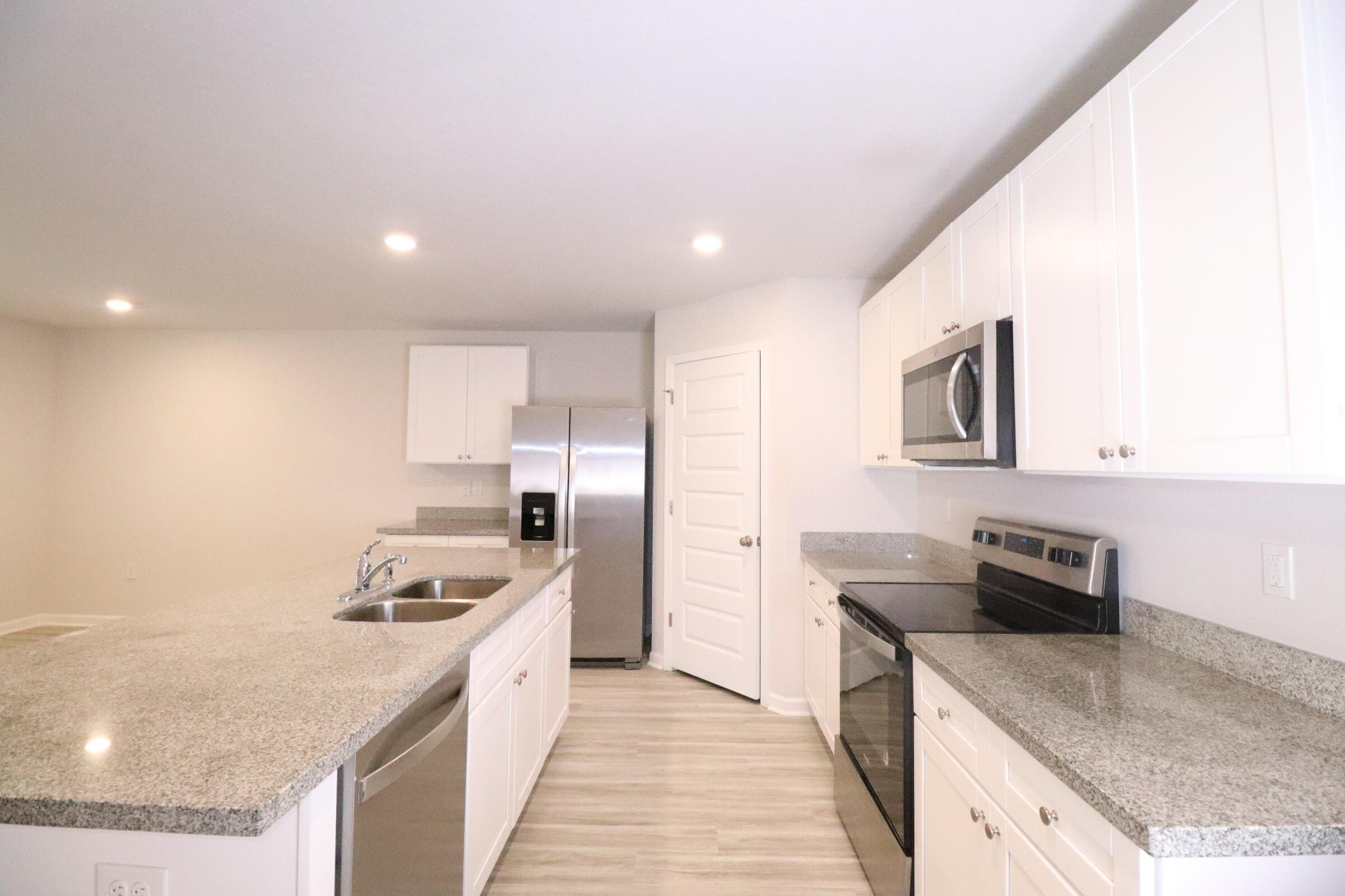 Royal Estates - Residential Lease