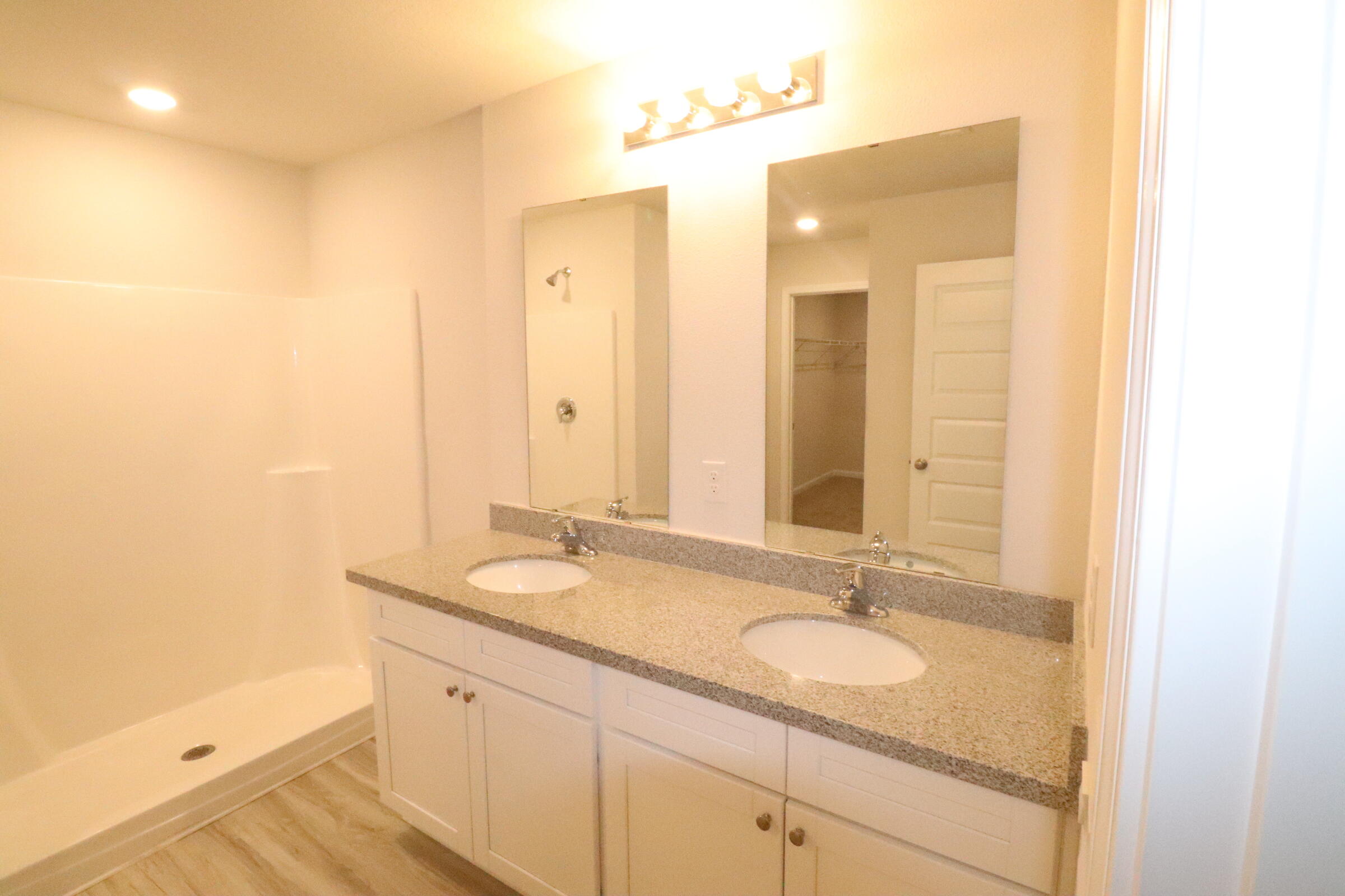 Royal Estates - Residential Lease