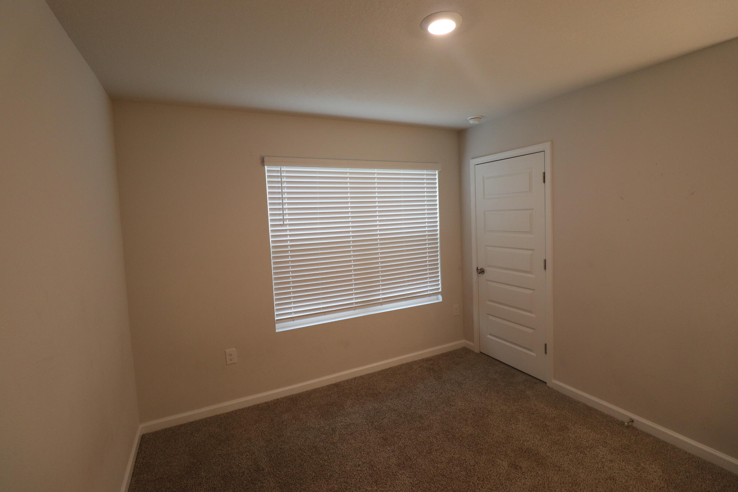 Royal Estates - Residential Lease