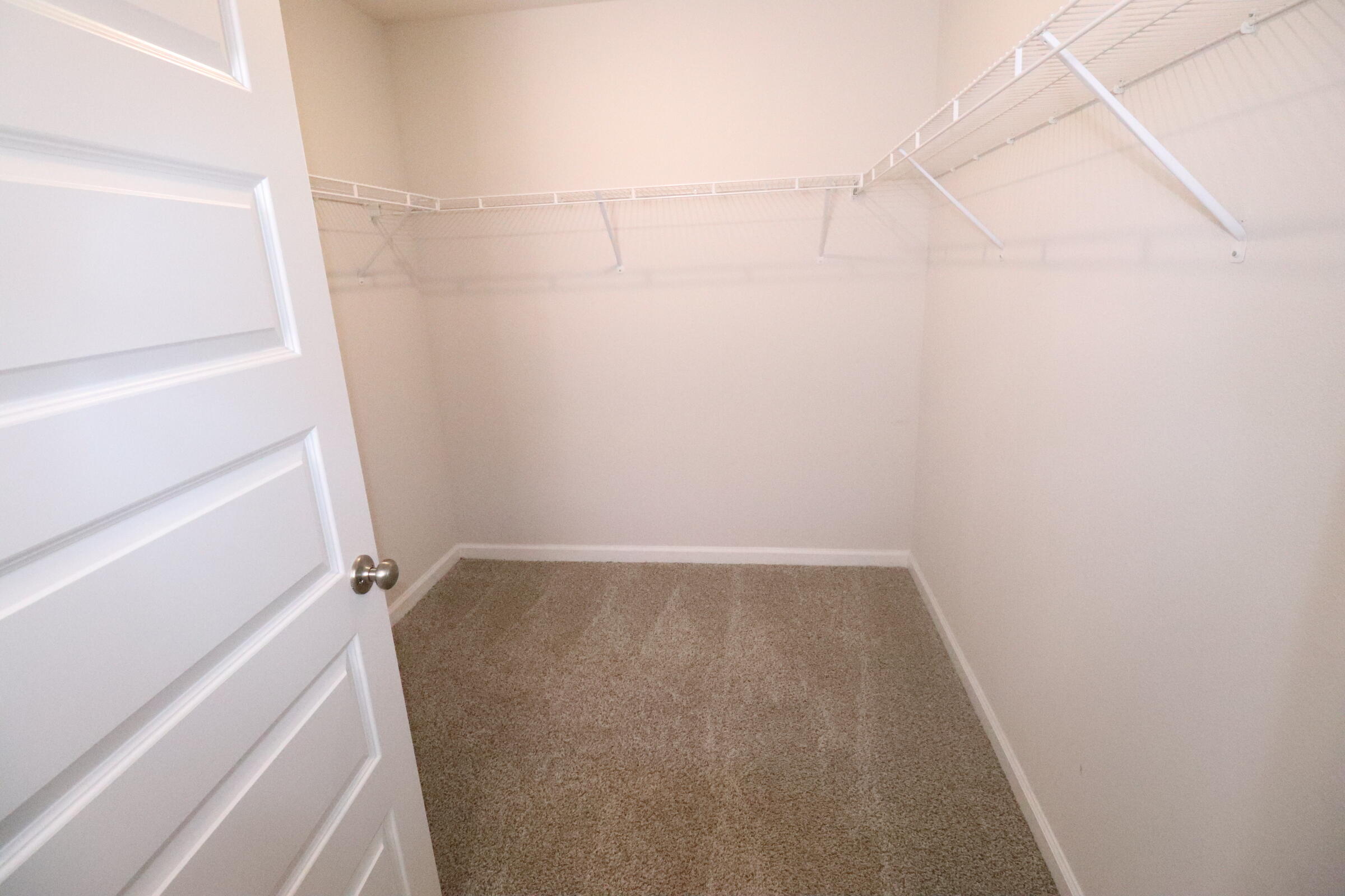 Royal Estates - Residential Lease