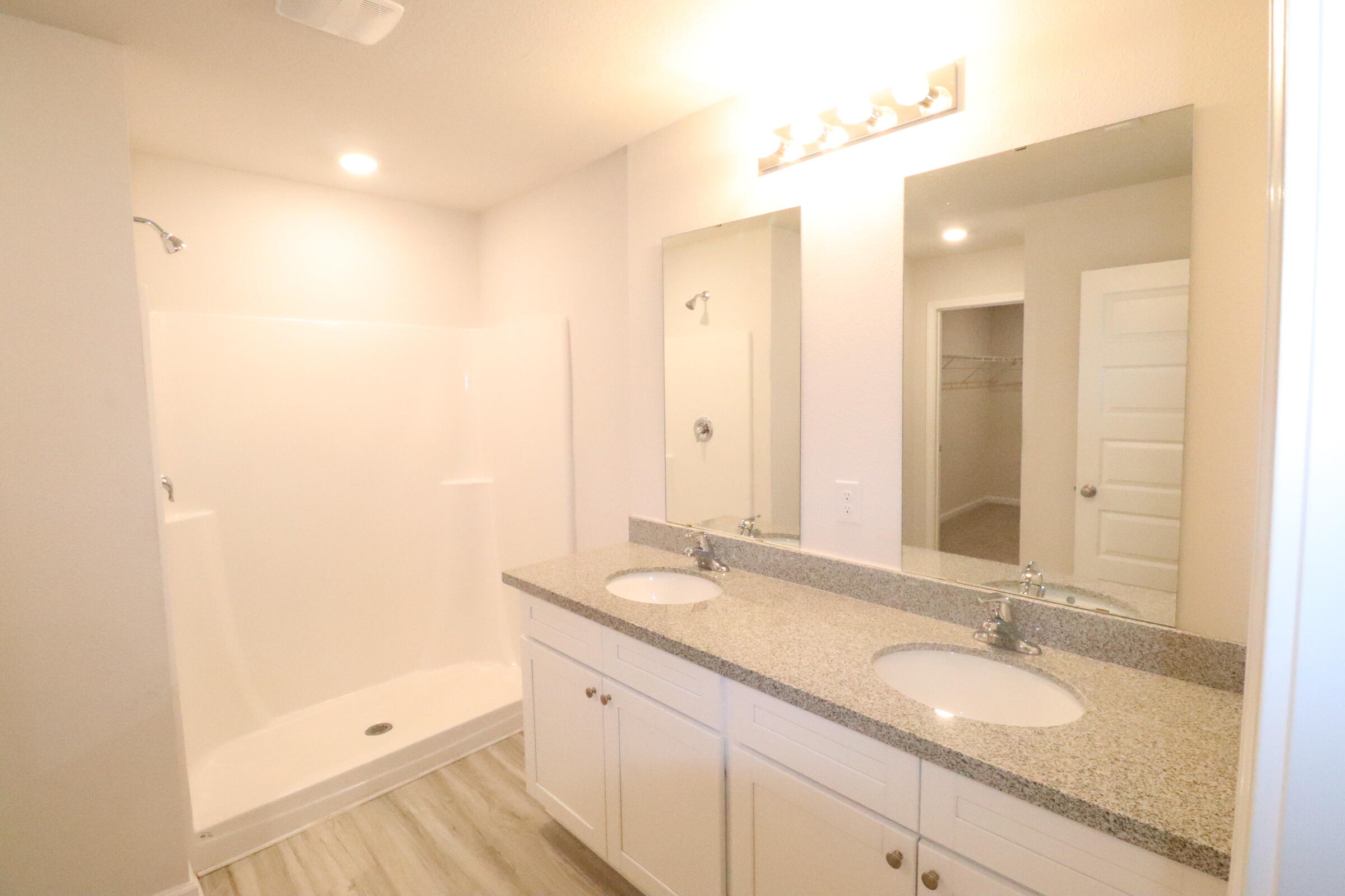 Royal Estates - Residential Lease