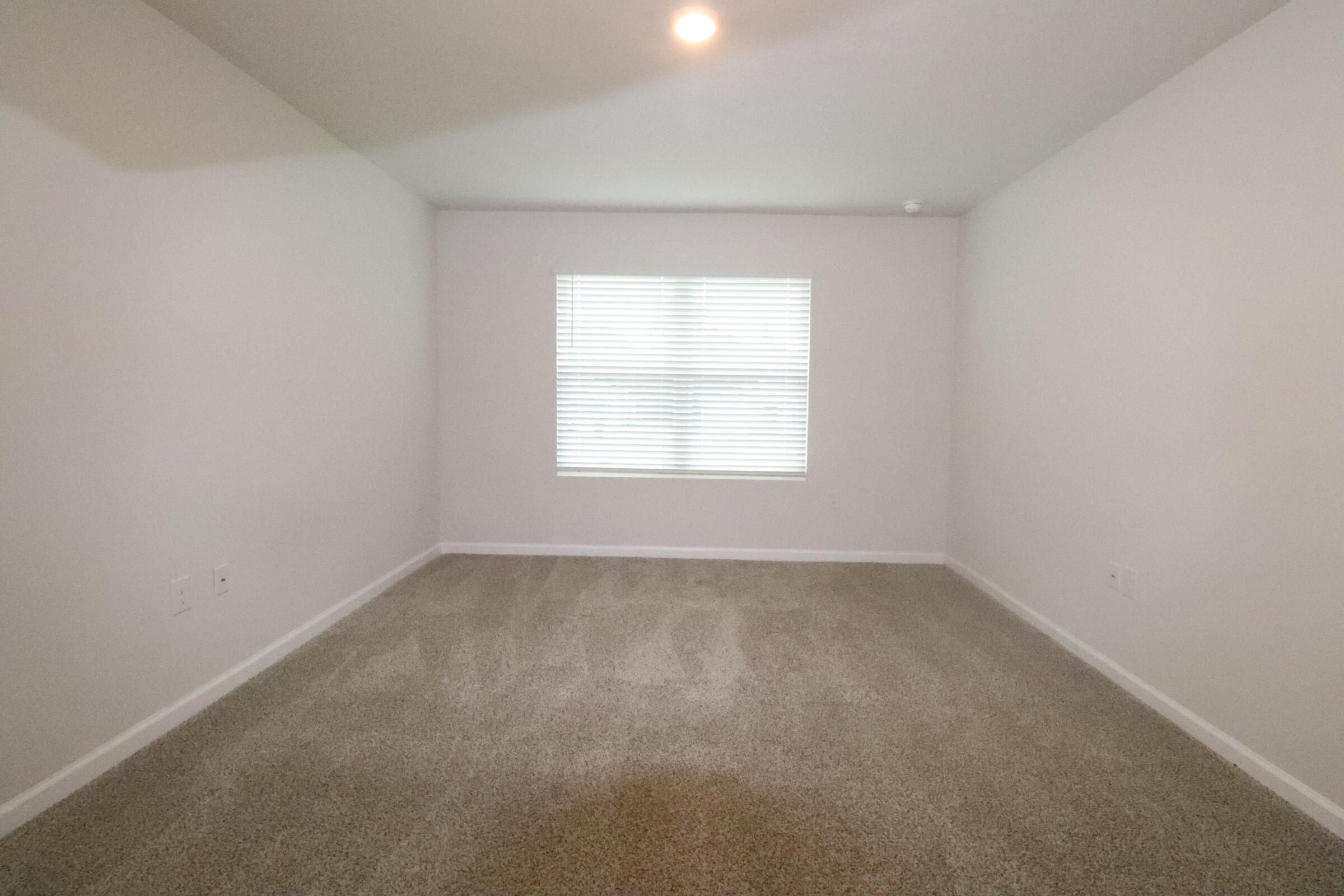 Royal Estates - Residential Lease