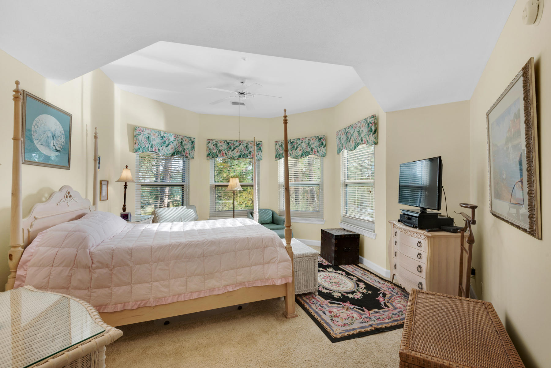 TURNBERRY VILLAS CONDO - Residential