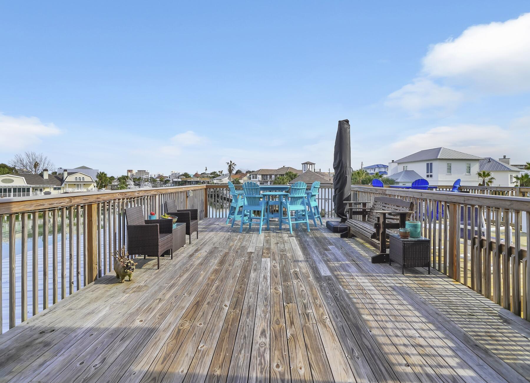 HOLIDAY ISLE - Residential