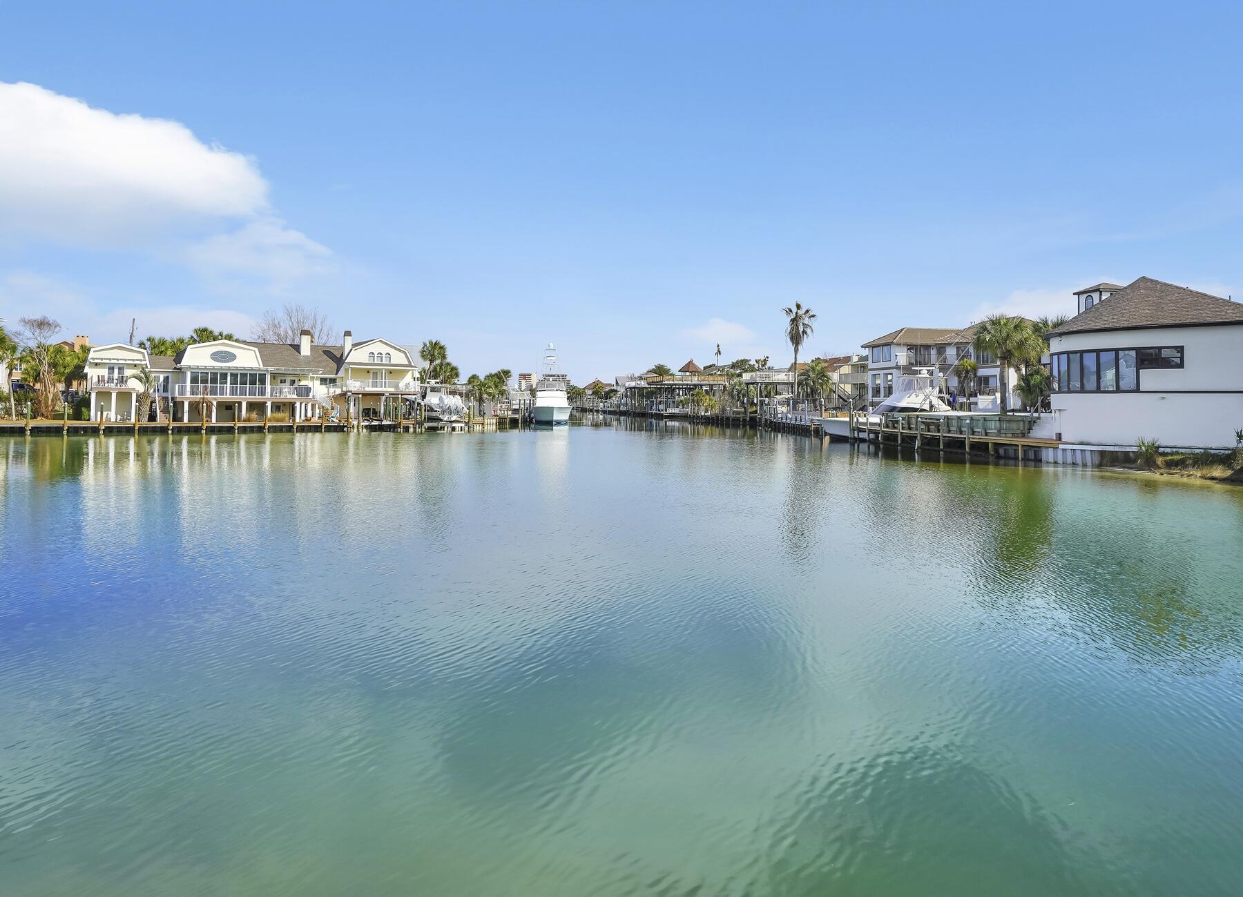 HOLIDAY ISLE - Residential