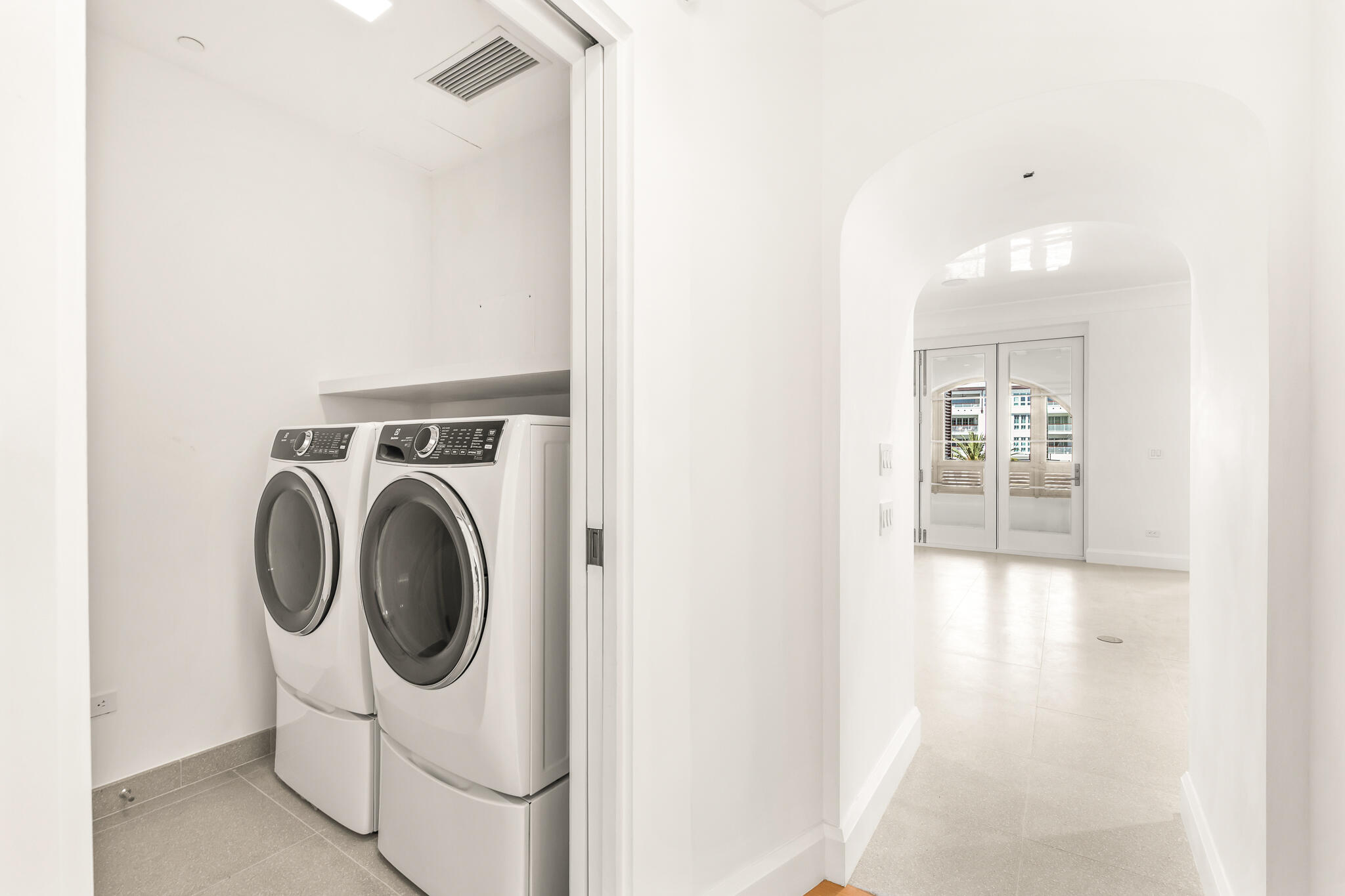 ALYS BEACH - Residential