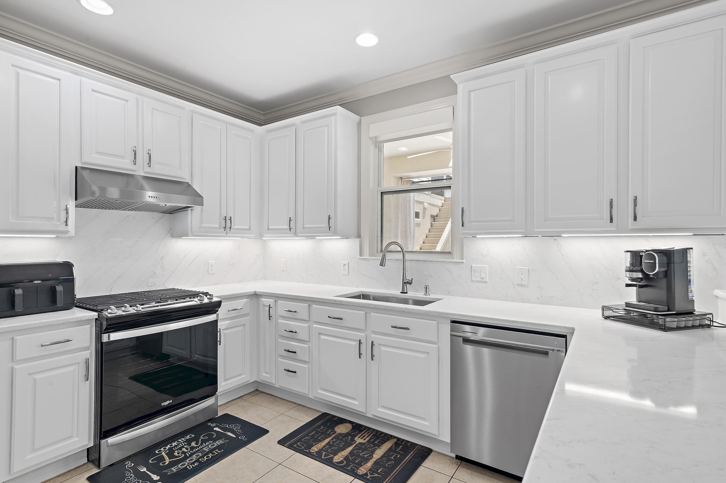 CRYSTAL LAKE II AT SANDESTIN - Residential