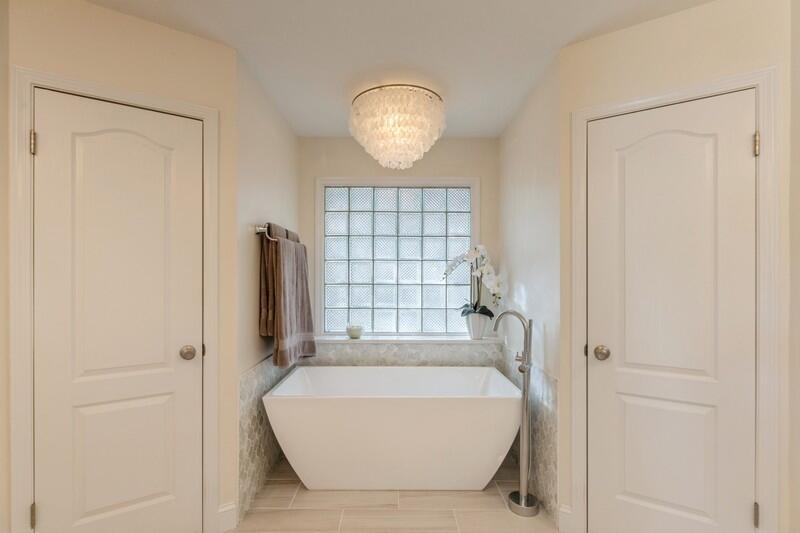 Rocky Bayou Country Club Estates/Lake Way Villas - Residential
