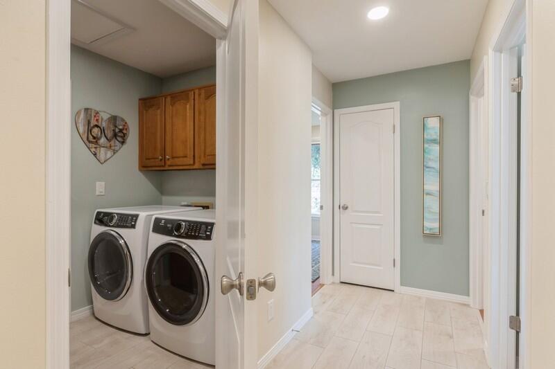 Rocky Bayou Country Club Estates/Lake Way Villas - Residential