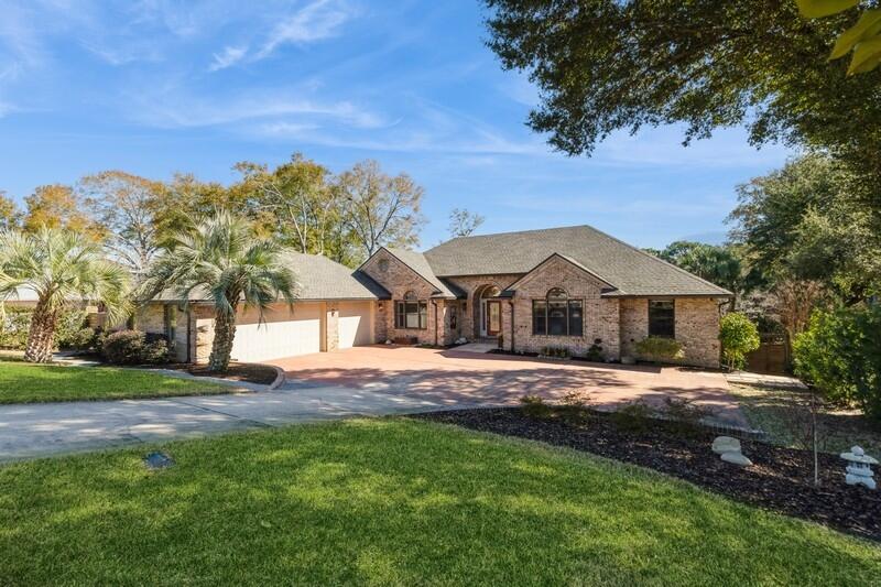 Rocky Bayou Country Club Estates/Lake Way Villas - Residential