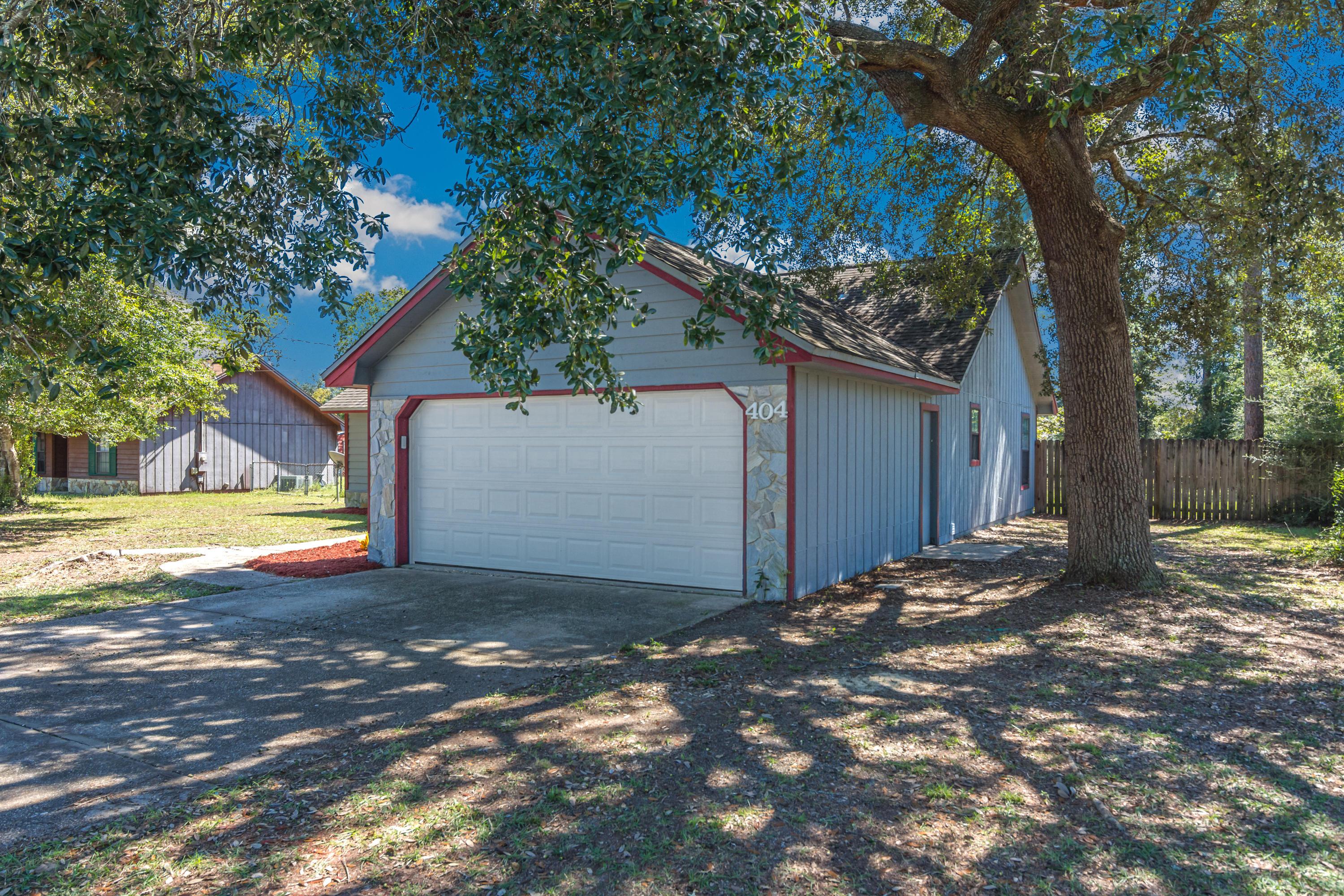 SHOAL WOOD ESTATES 1ST PH 1 - Residential