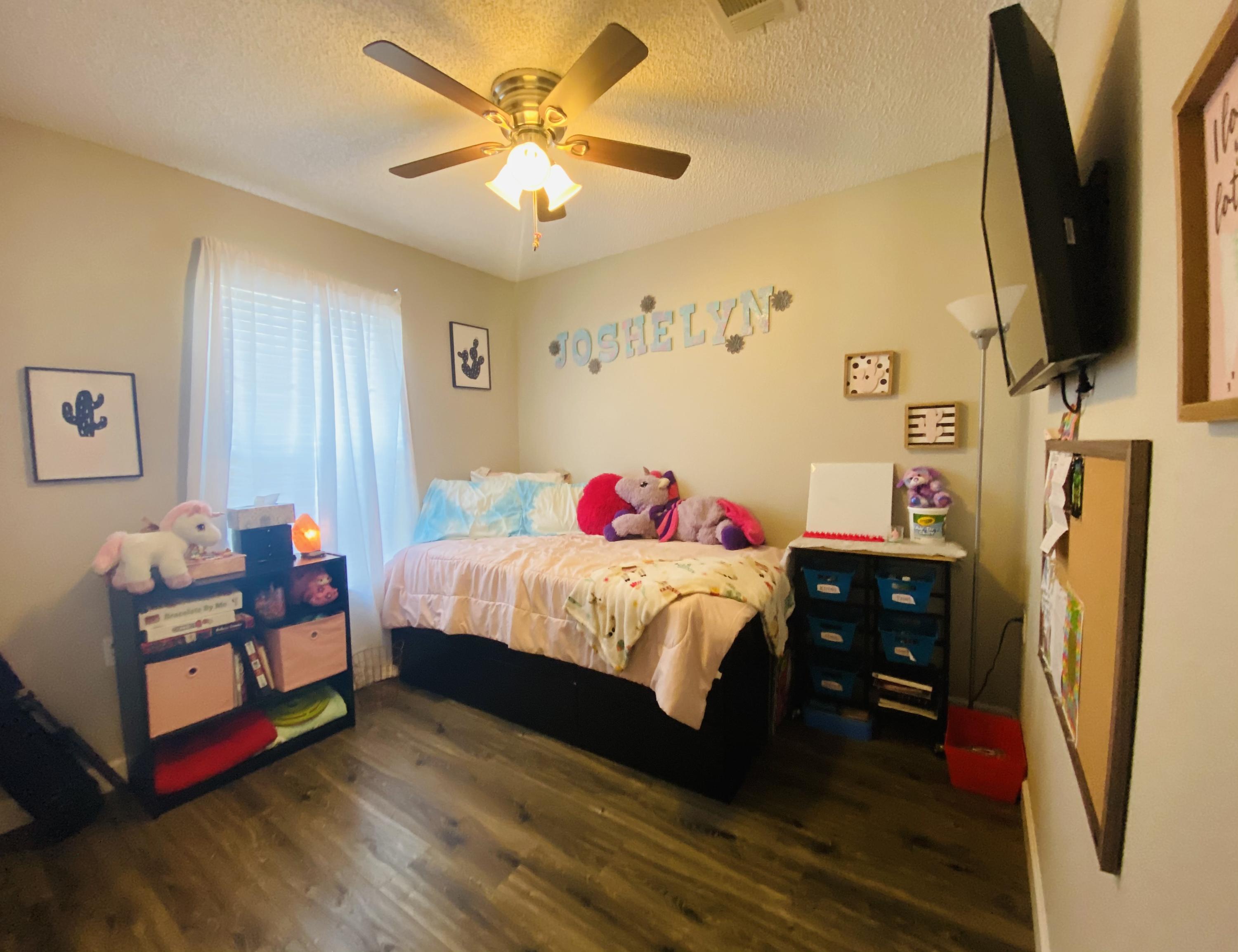 SHADOW LAKES - Residential