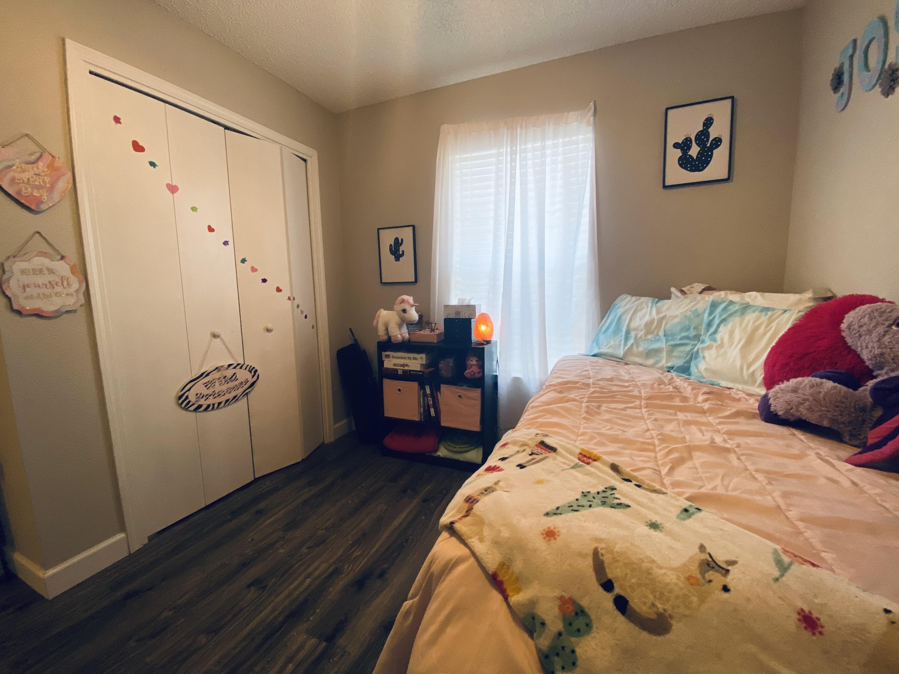 SHADOW LAKES - Residential