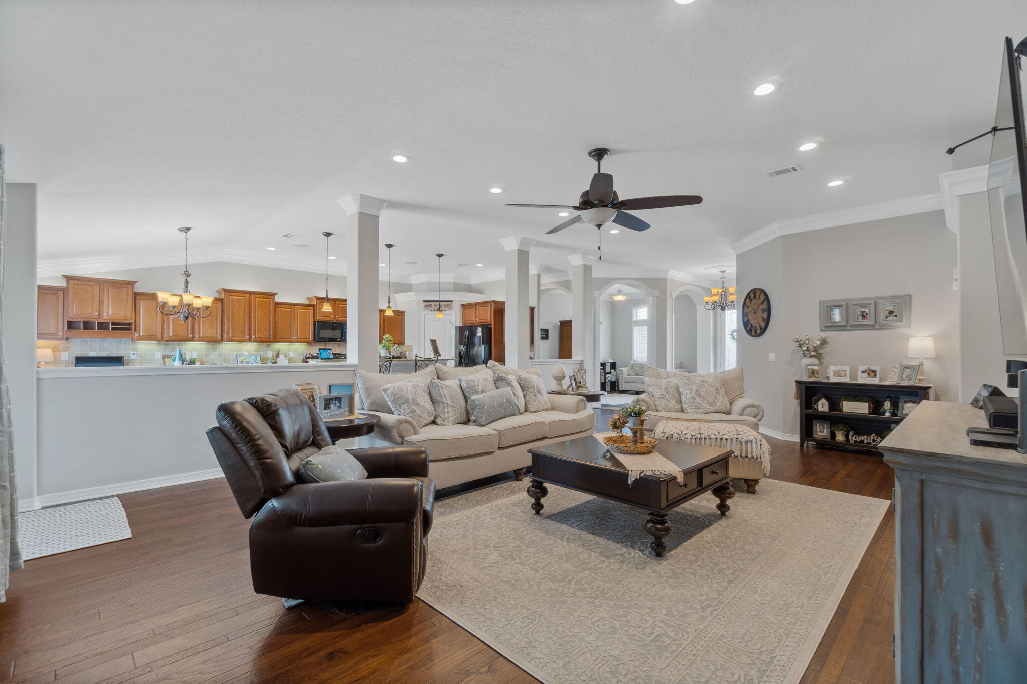 THE MEADOWS - Residential