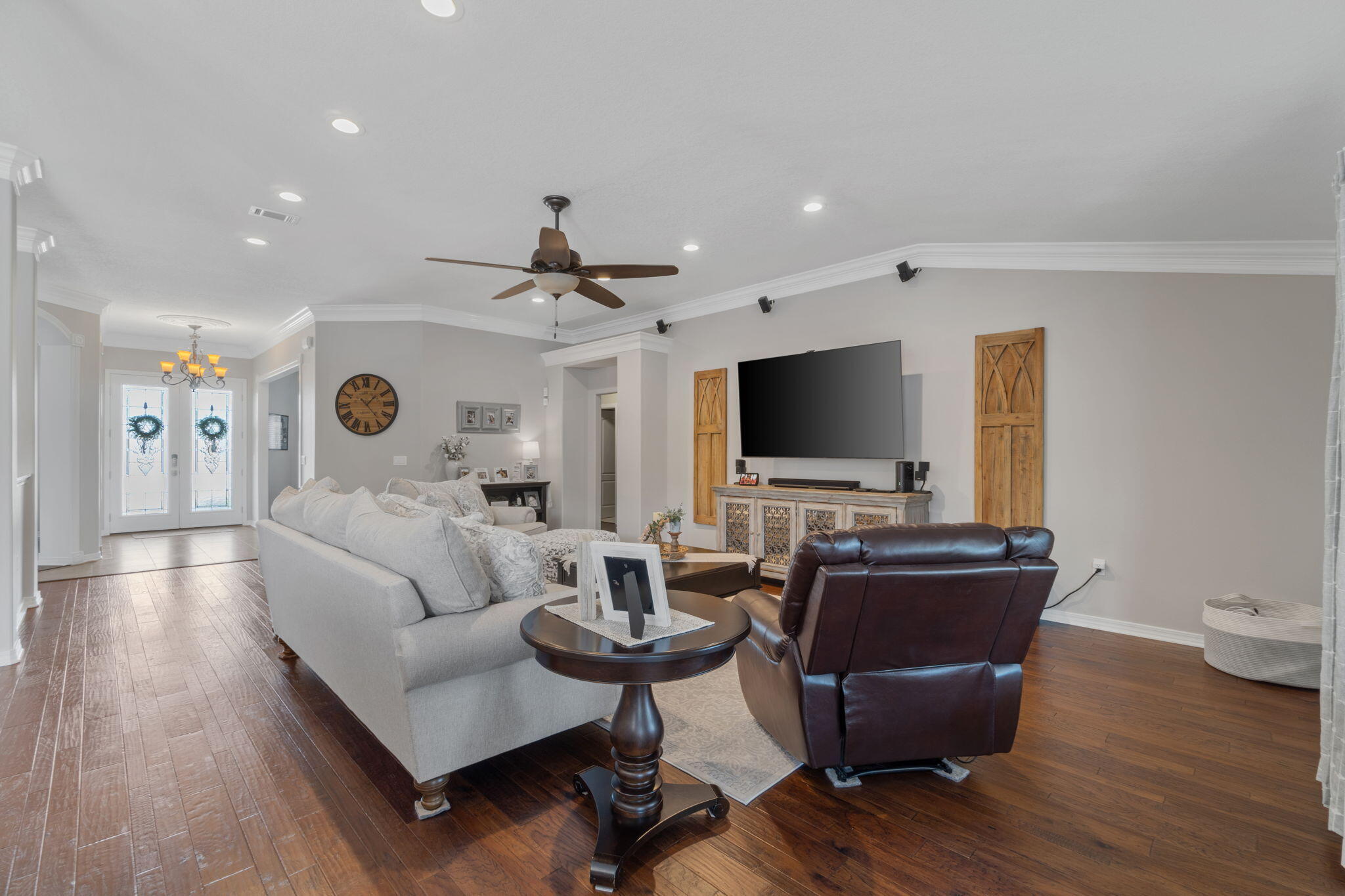 THE MEADOWS - Residential