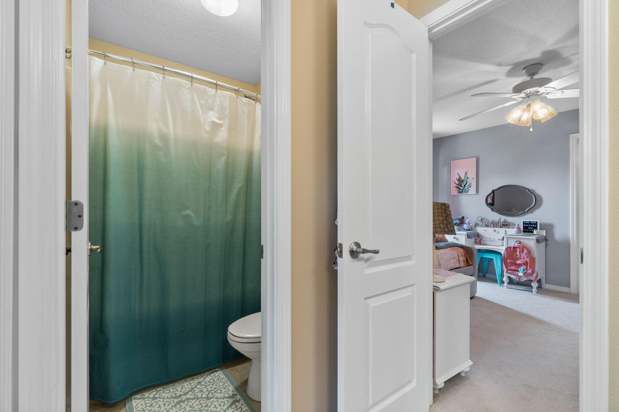 THE MEADOWS - Residential