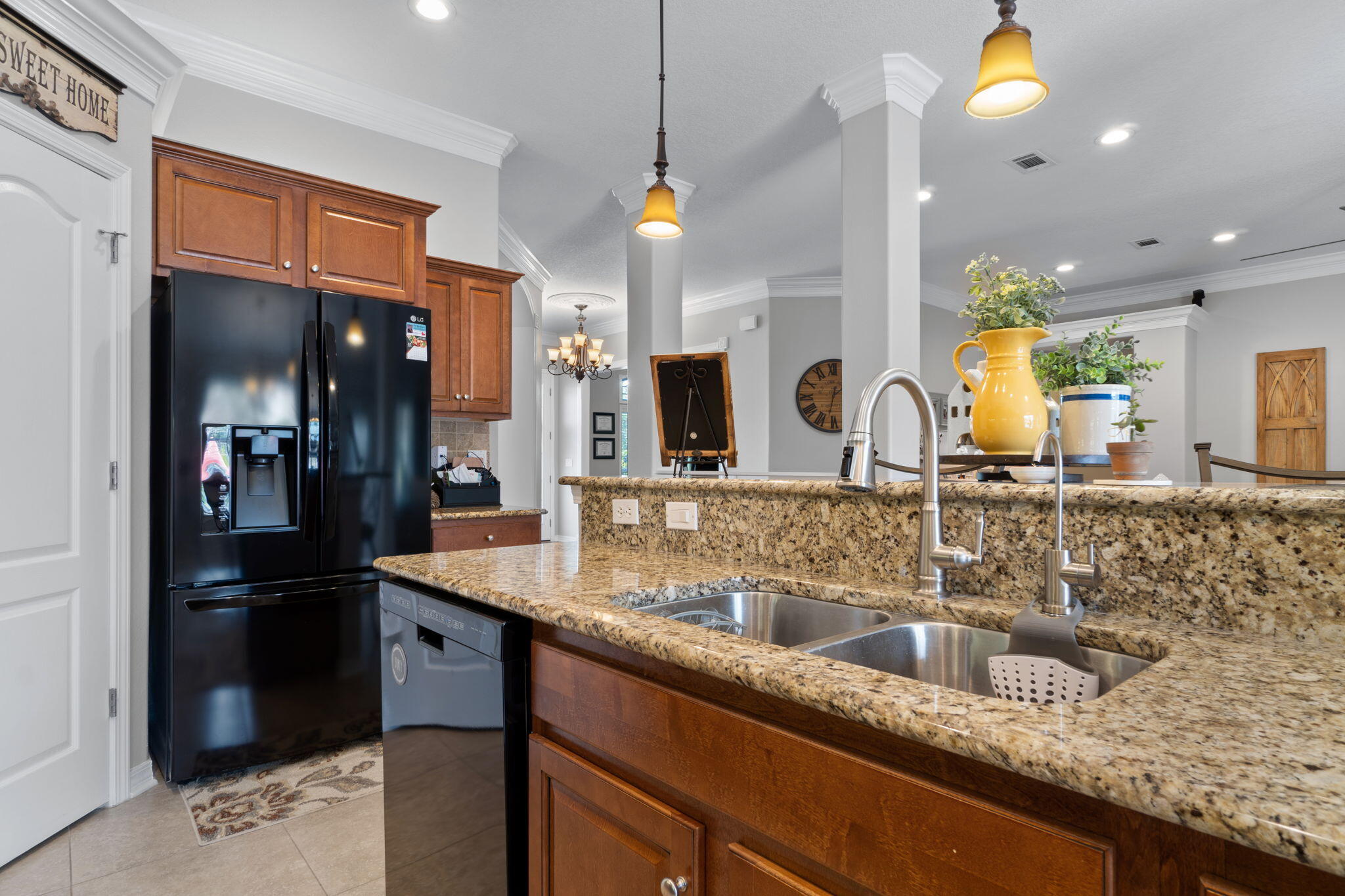 THE MEADOWS - Residential