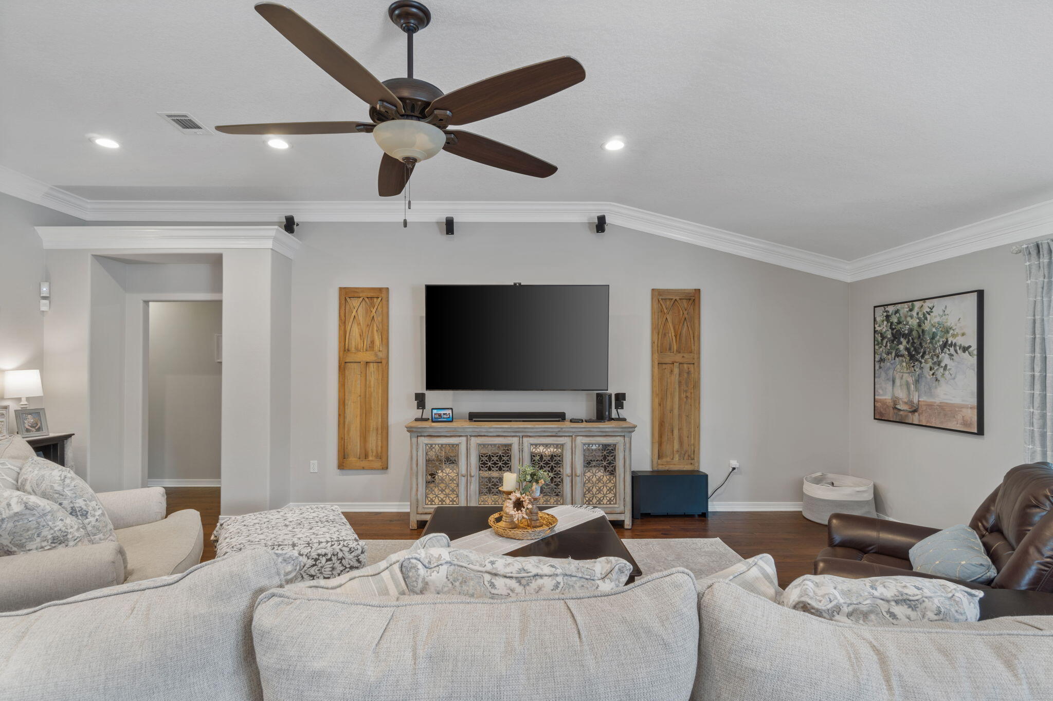 THE MEADOWS - Residential