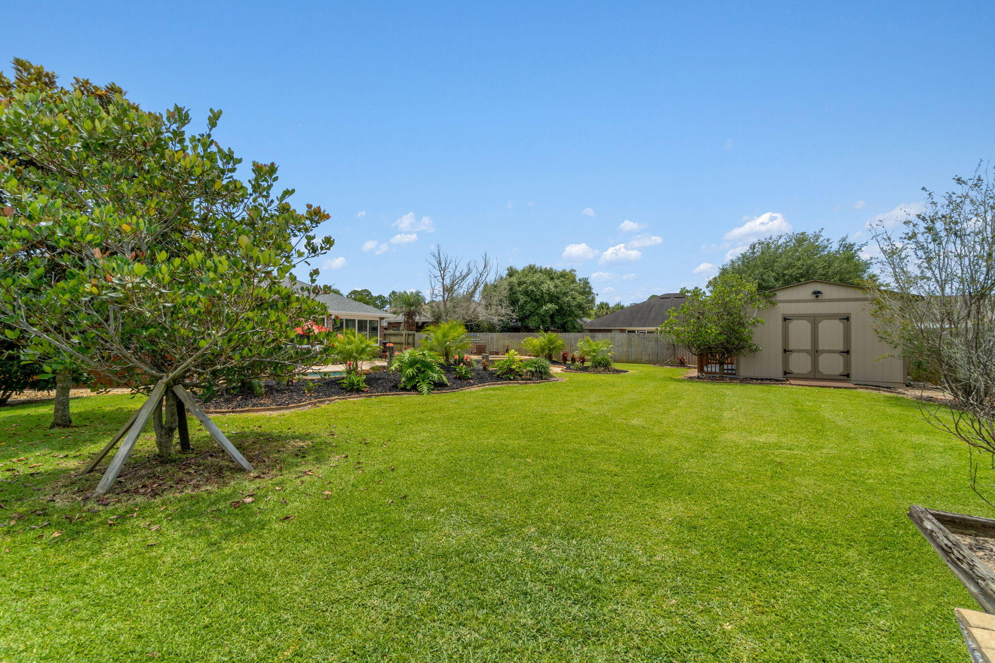 THE MEADOWS - Residential