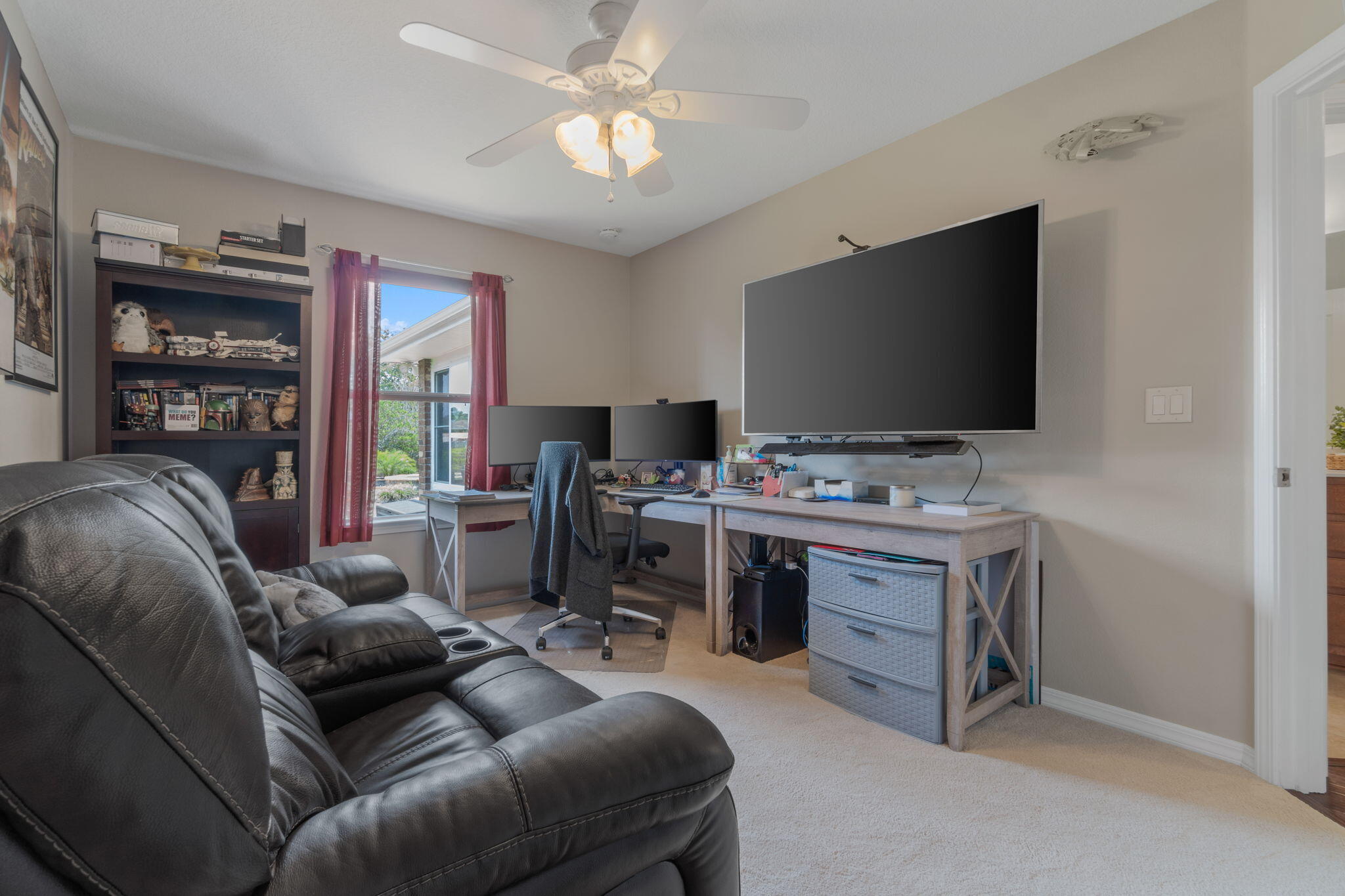 THE MEADOWS - Residential