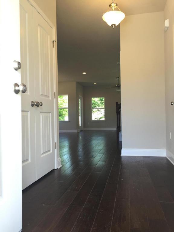 Mosaic Oaks - Residential