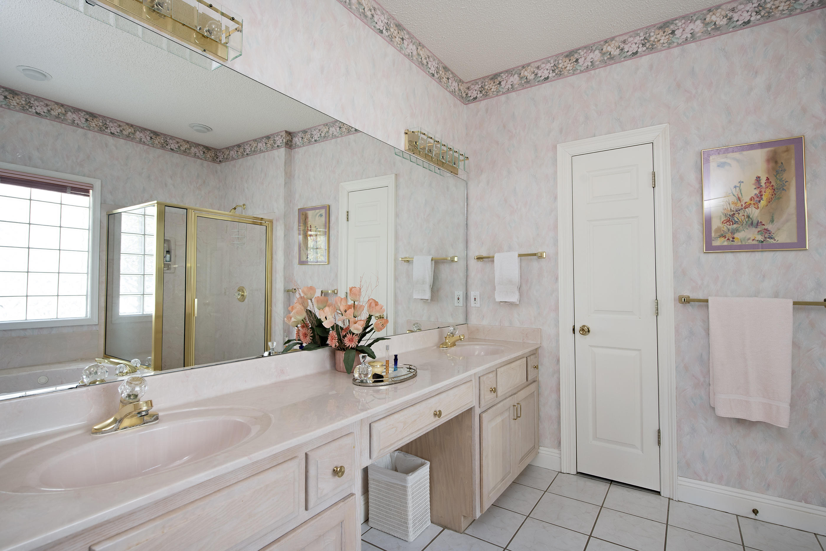 LAKE POINTE - Residential