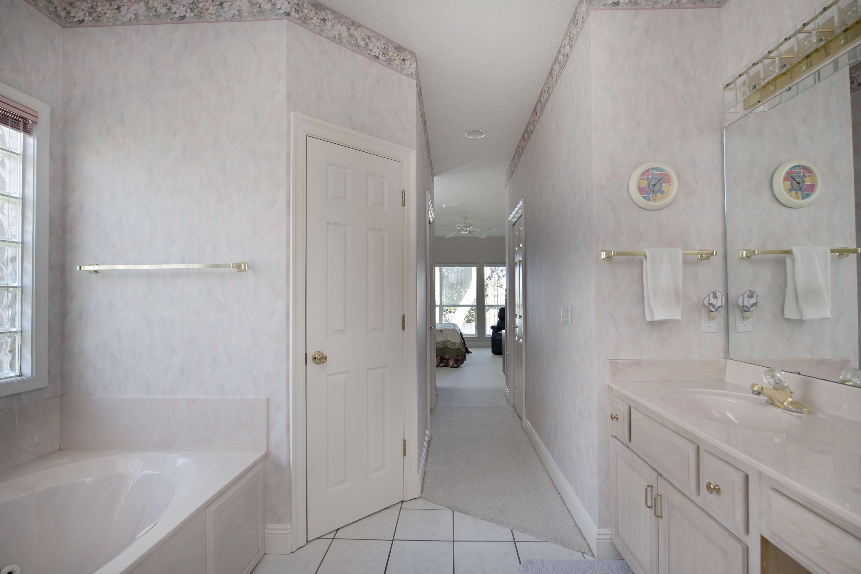 LAKE POINTE - Residential