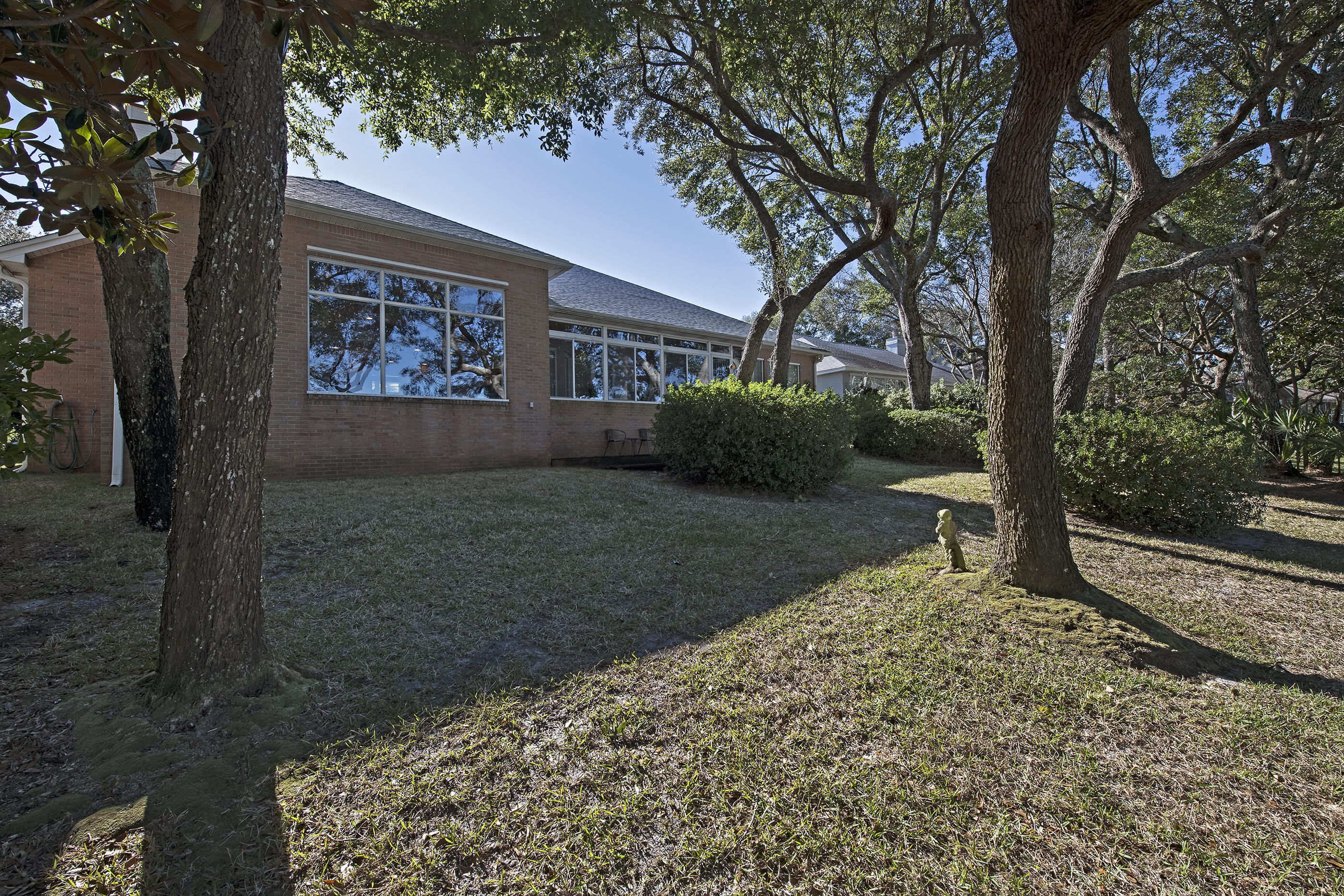 LAKE POINTE - Residential