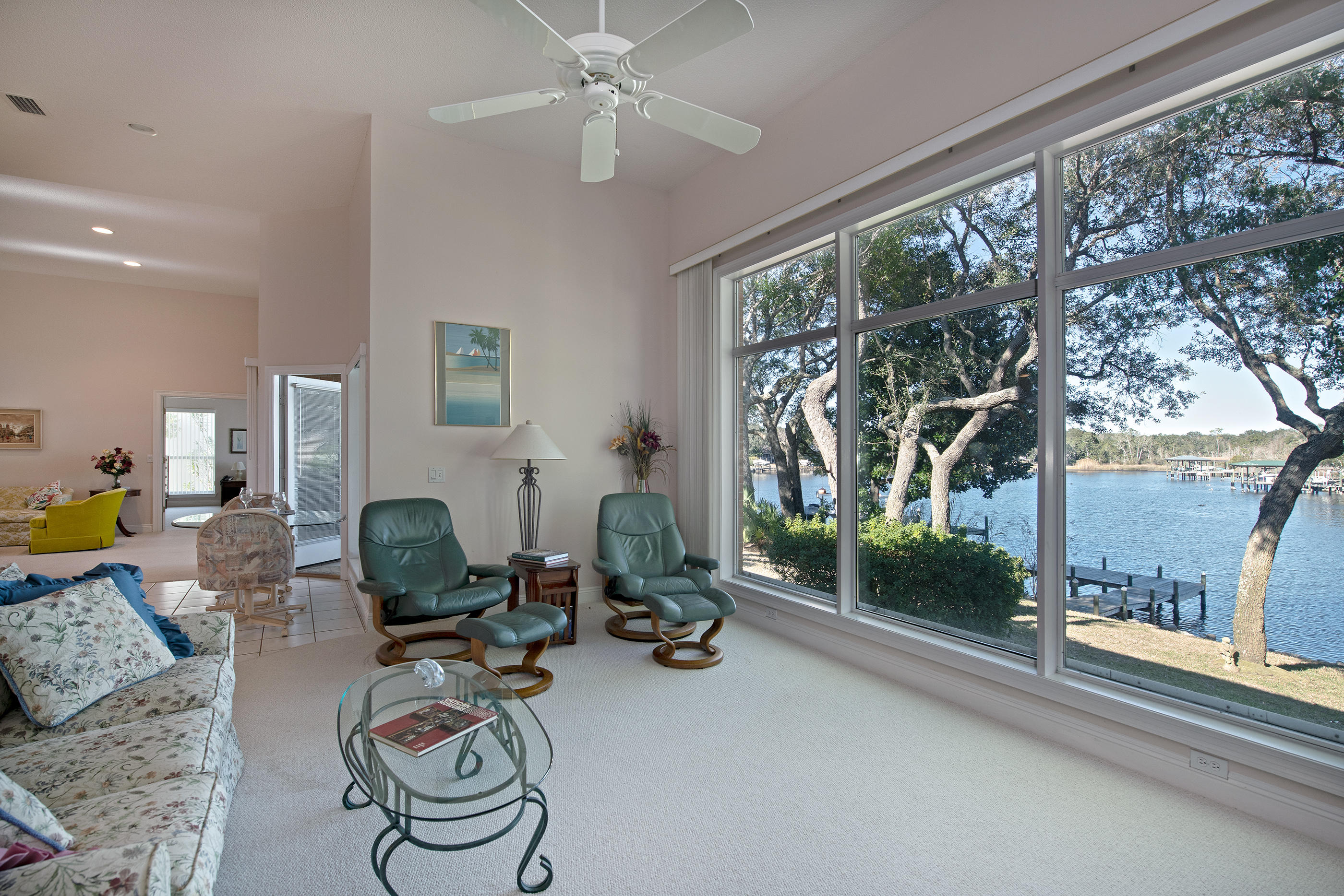 LAKE POINTE - Residential