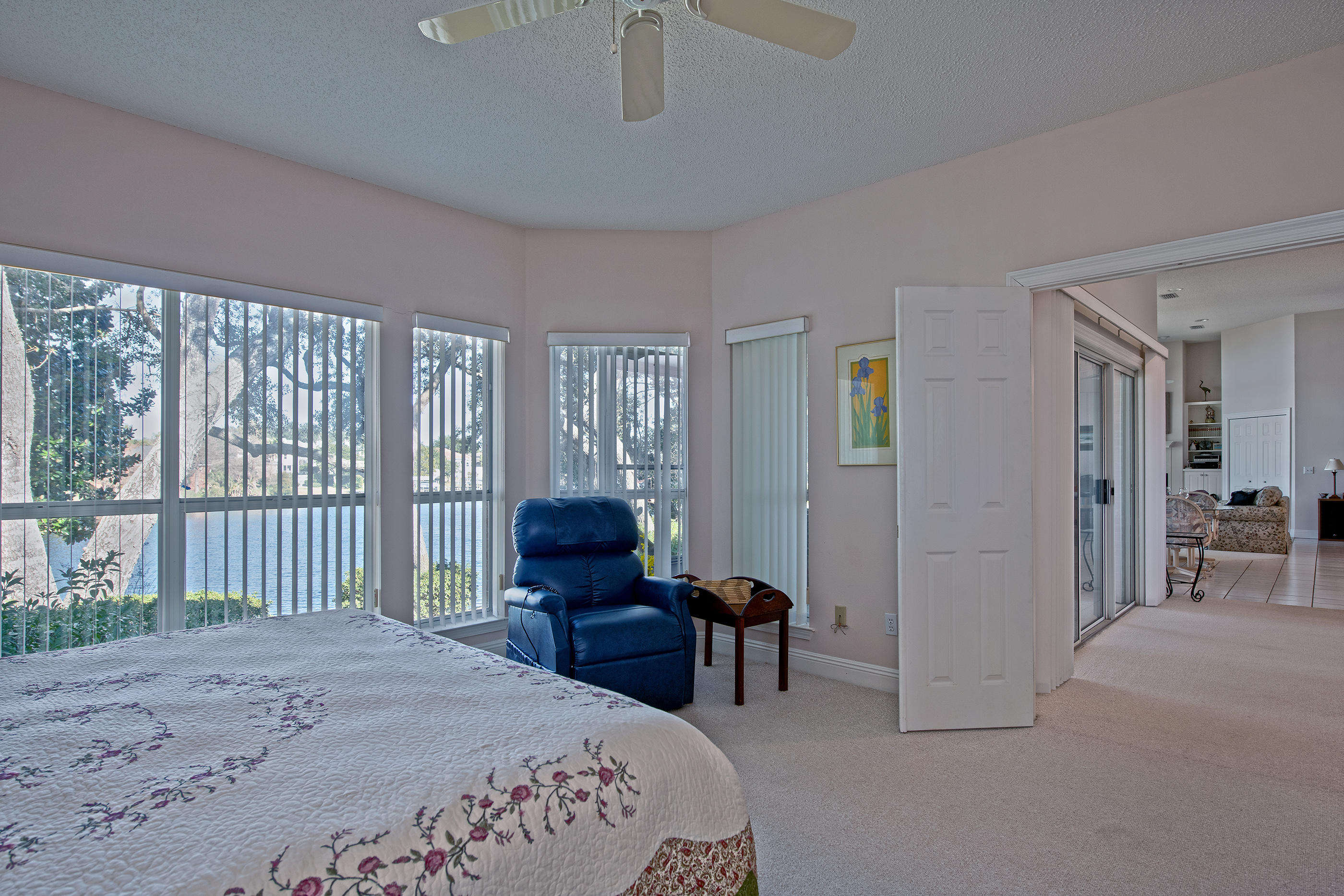 LAKE POINTE - Residential