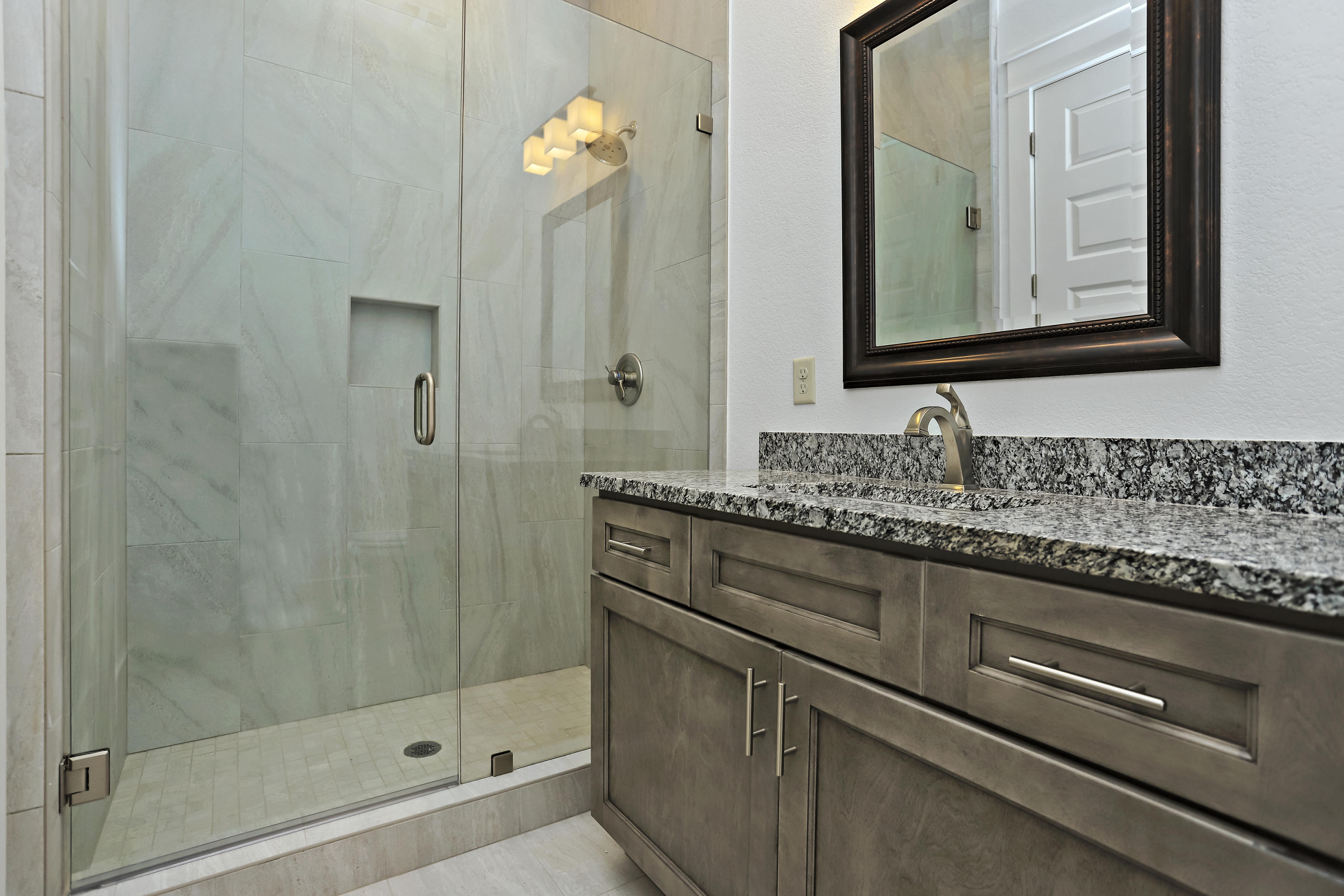 LAKEWOOD VILLAGE UNREC - Residential