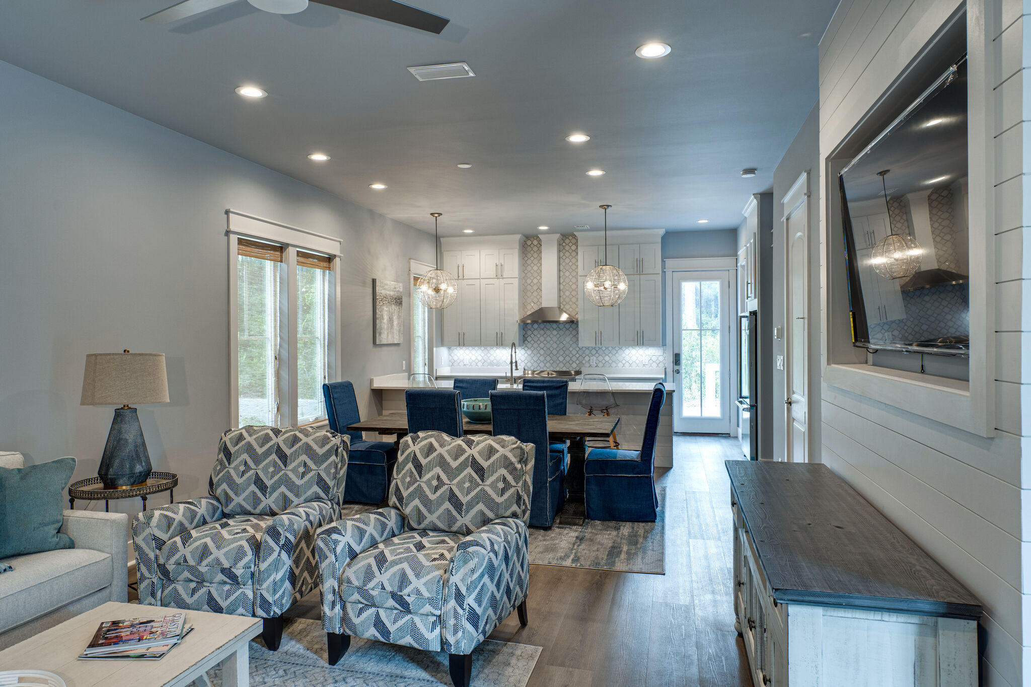 TREETOP VILLAGE - Residential