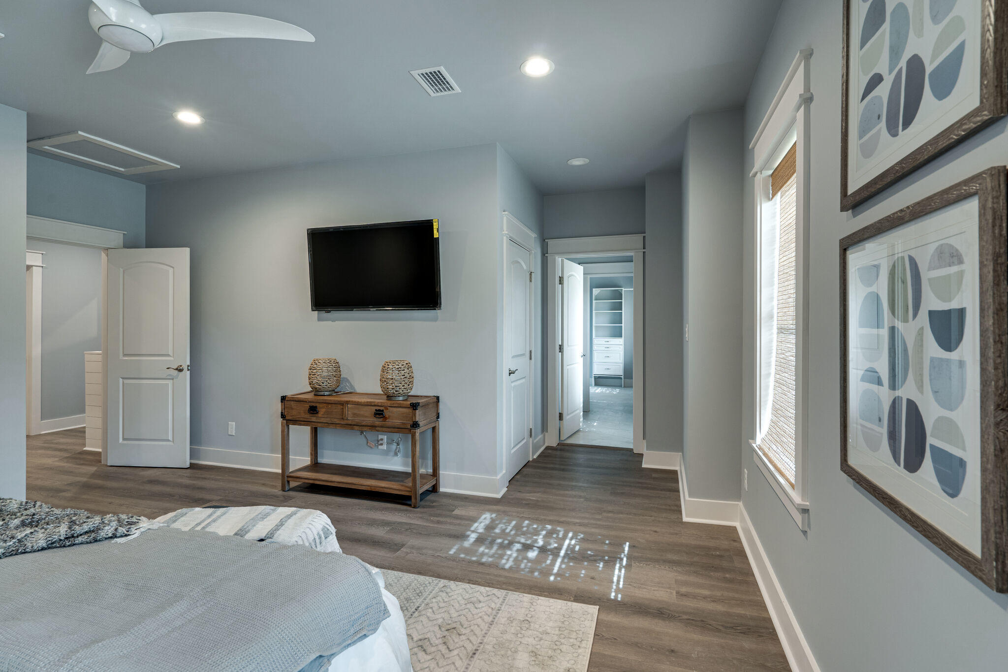 TREETOP VILLAGE - Residential