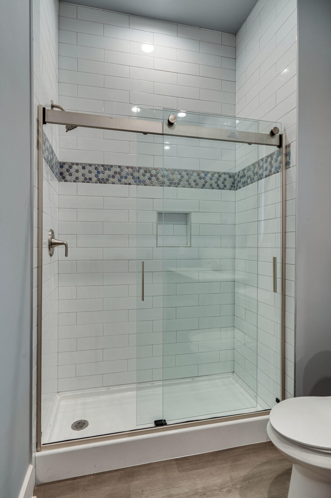 TREETOP VILLAGE - Residential