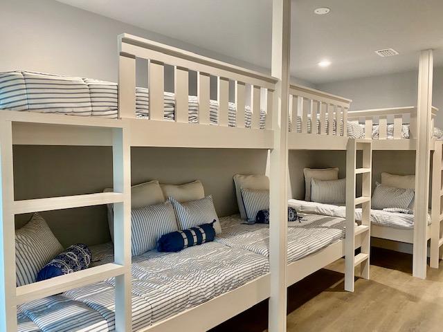 TREETOP VILLAGE - Residential