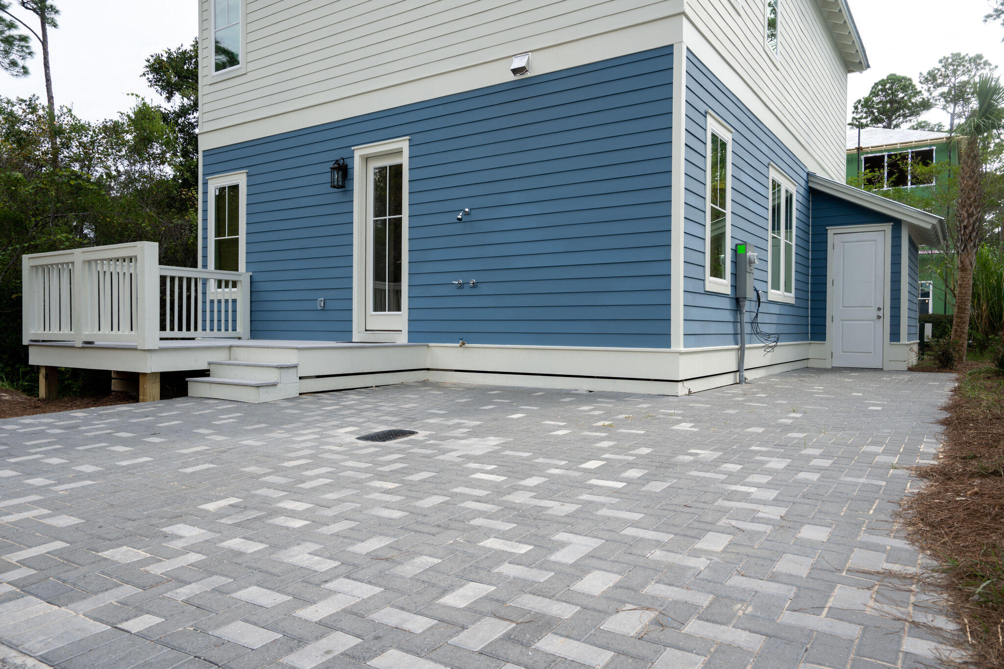 TREETOP VILLAGE - Residential