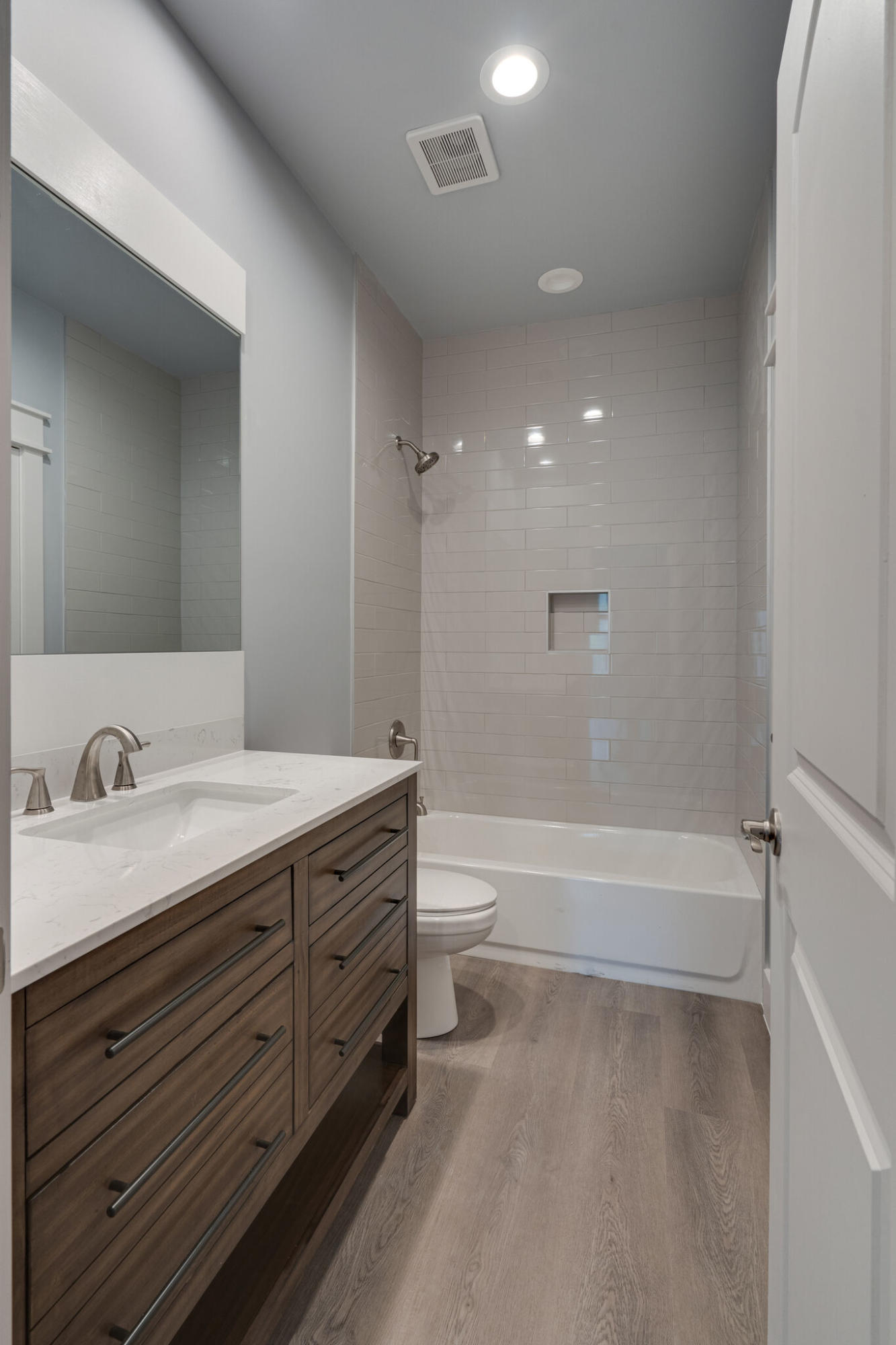 TREETOP VILLAGE - Residential