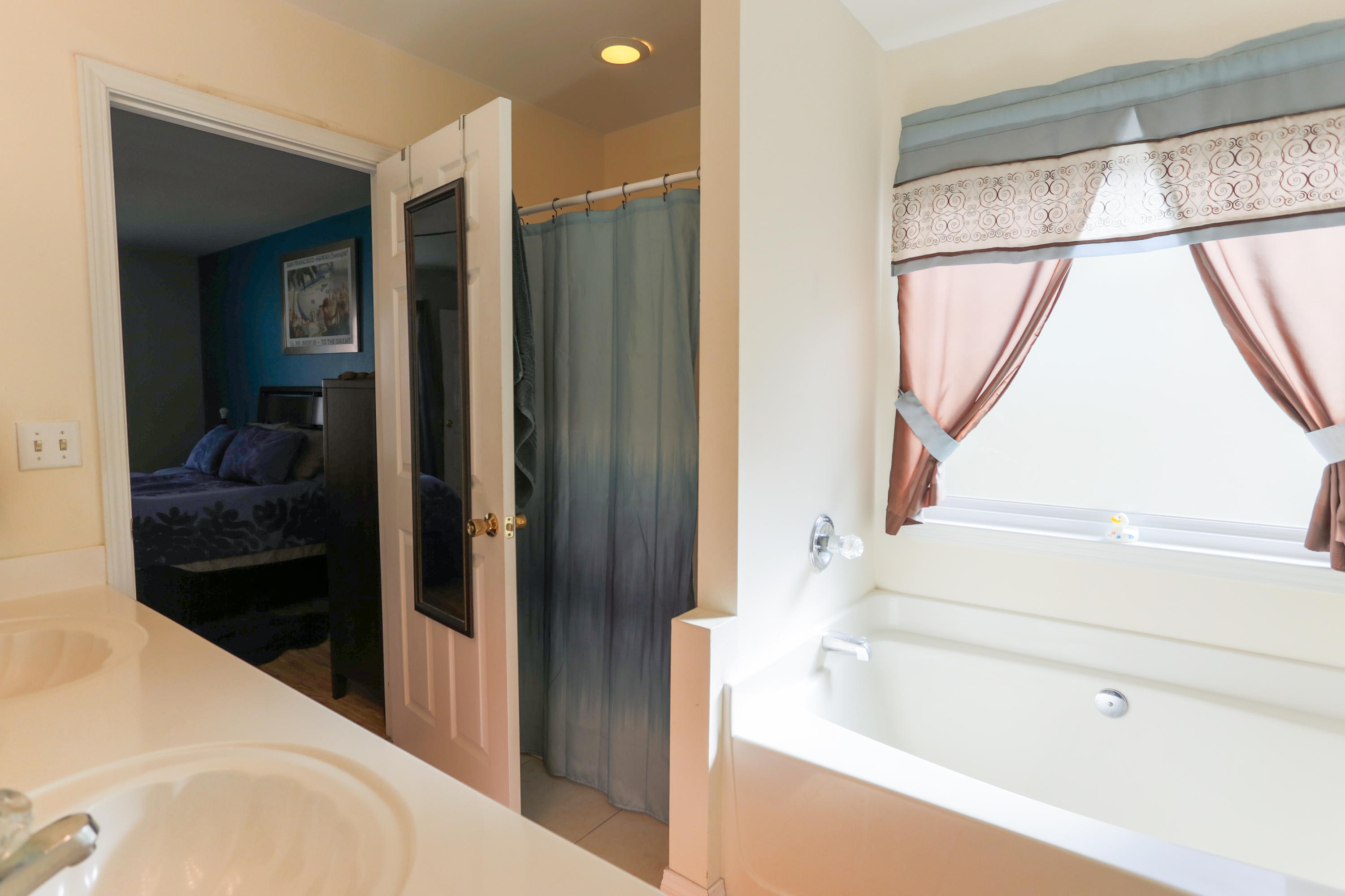 HUNTERS RUN S/D - Residential