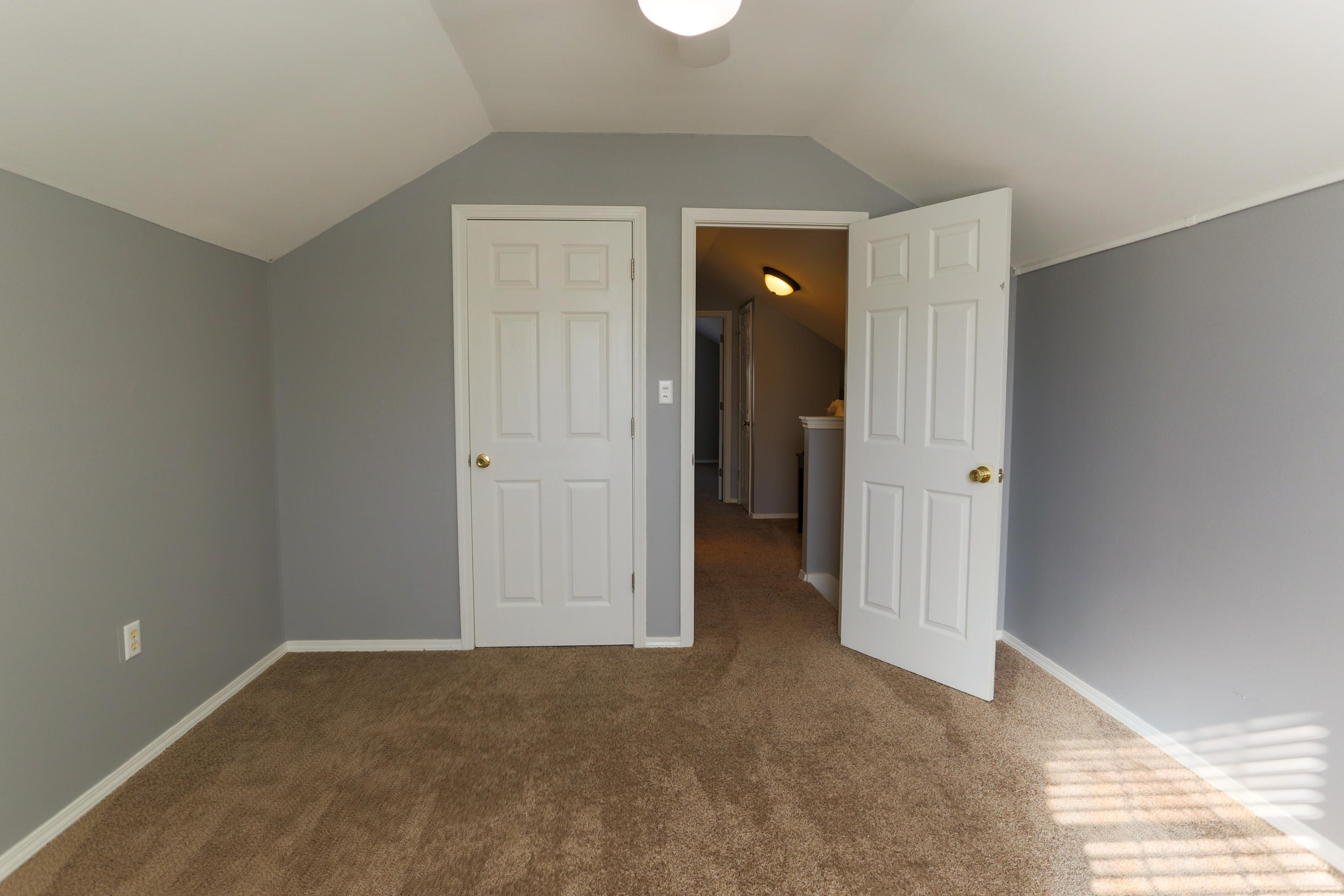 HUNTERS RUN S/D - Residential