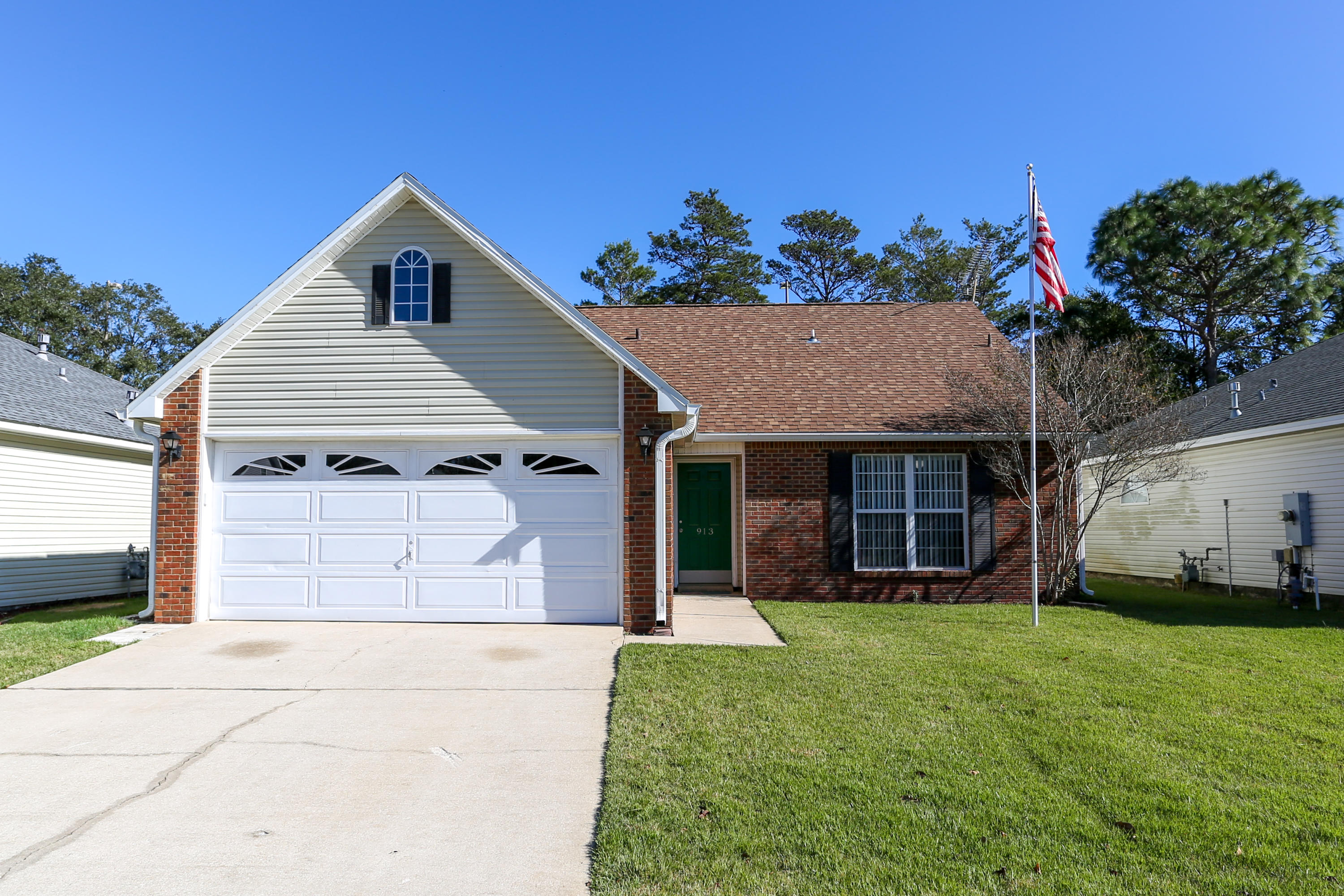 HUNTERS RUN S/D - Residential