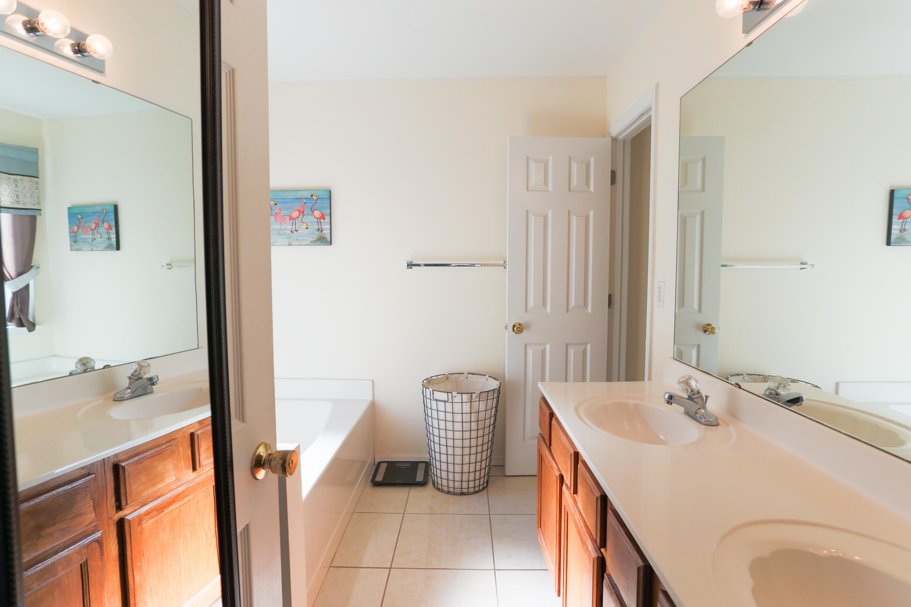 HUNTERS RUN S/D - Residential