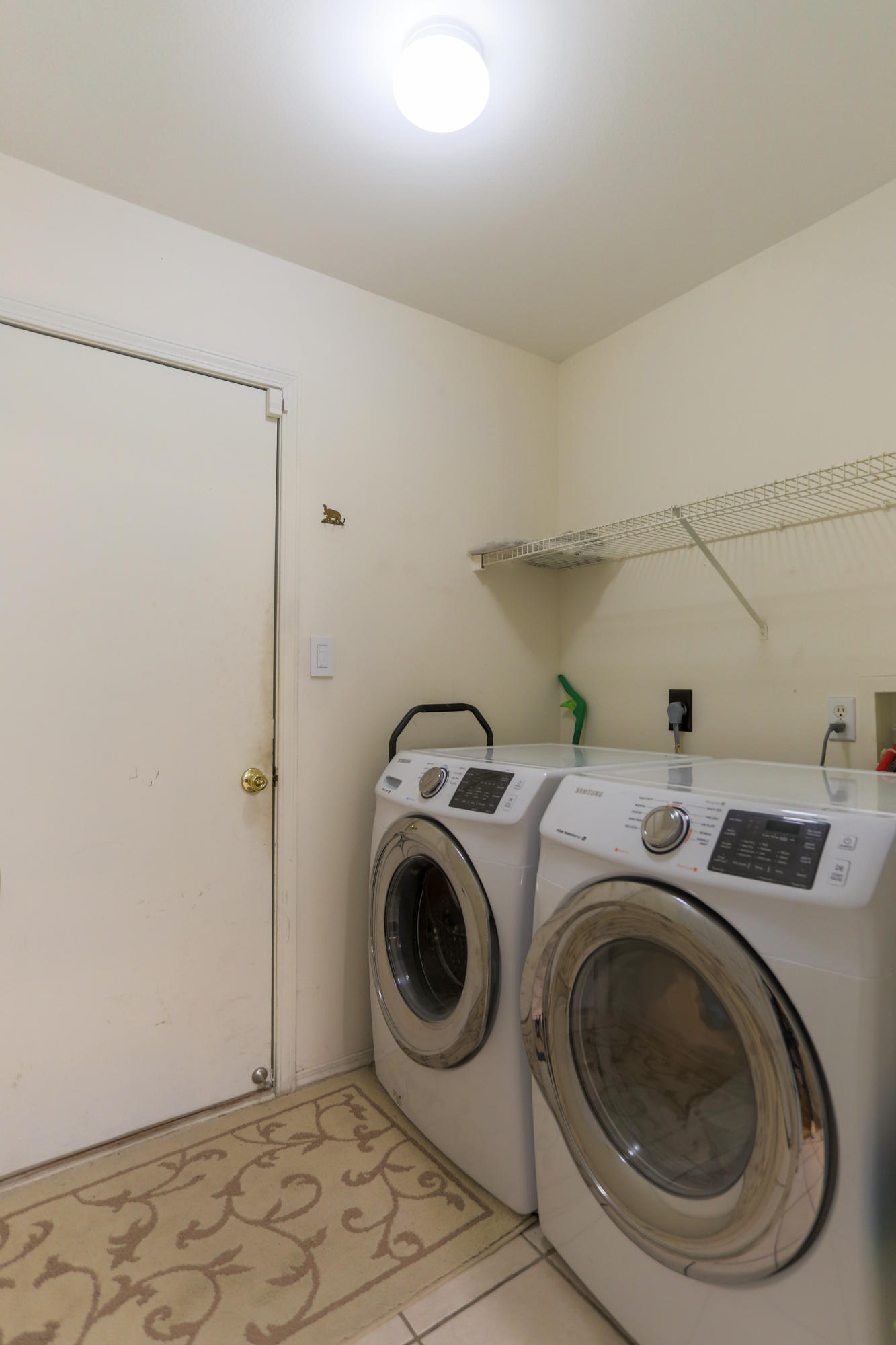 HUNTERS RUN S/D - Residential