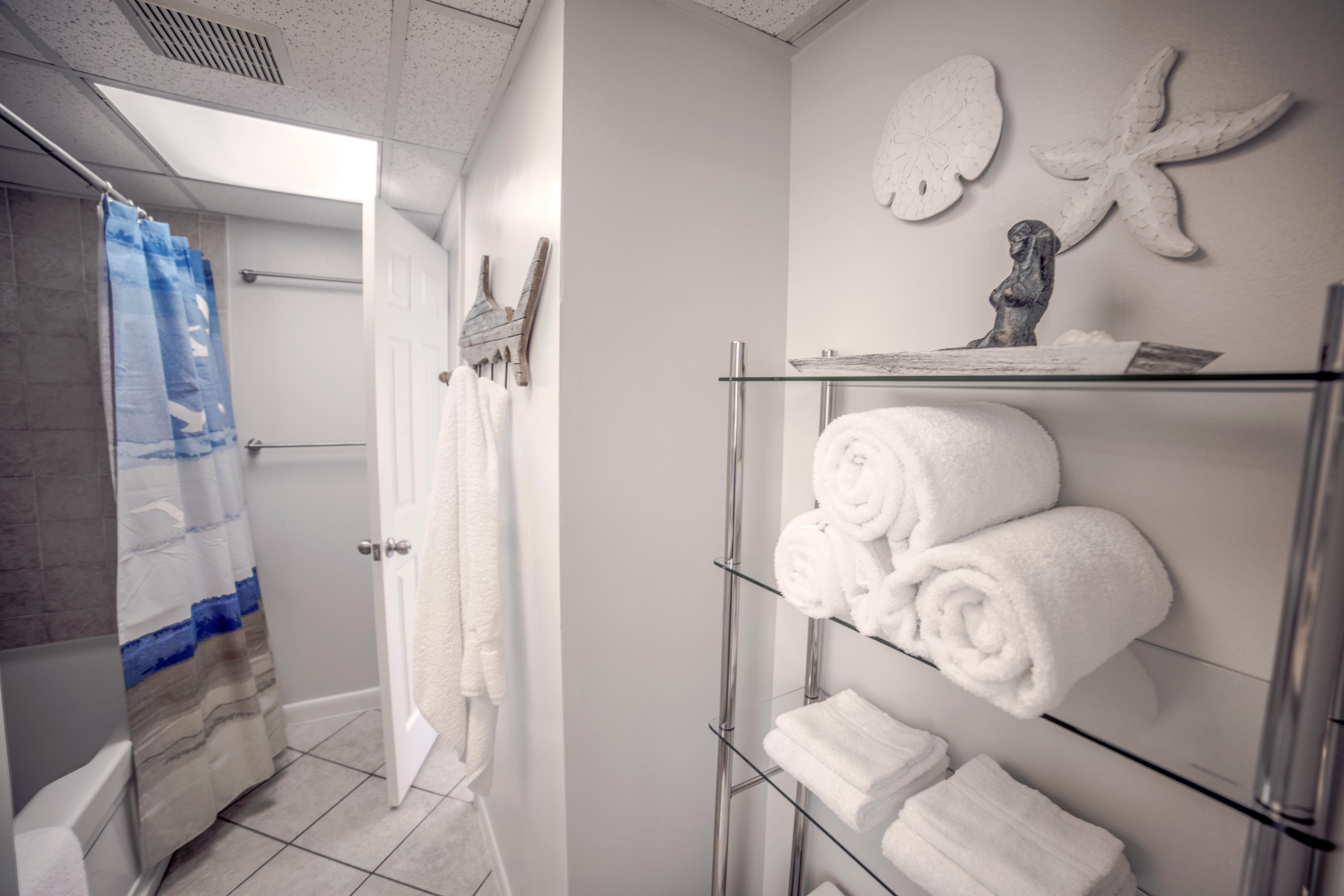 SUNBIRD CONDO - Residential