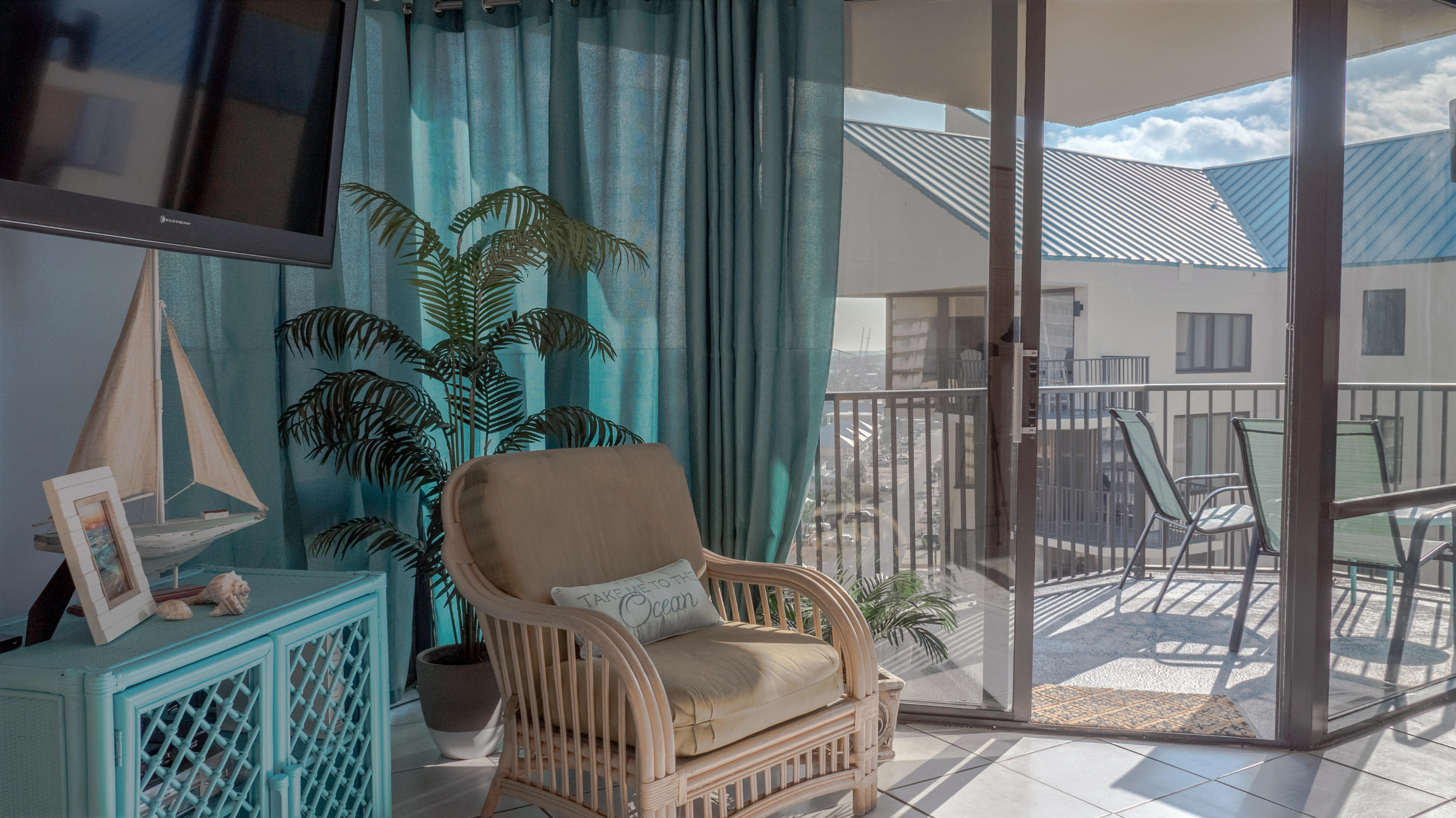 SUNBIRD CONDO - Residential