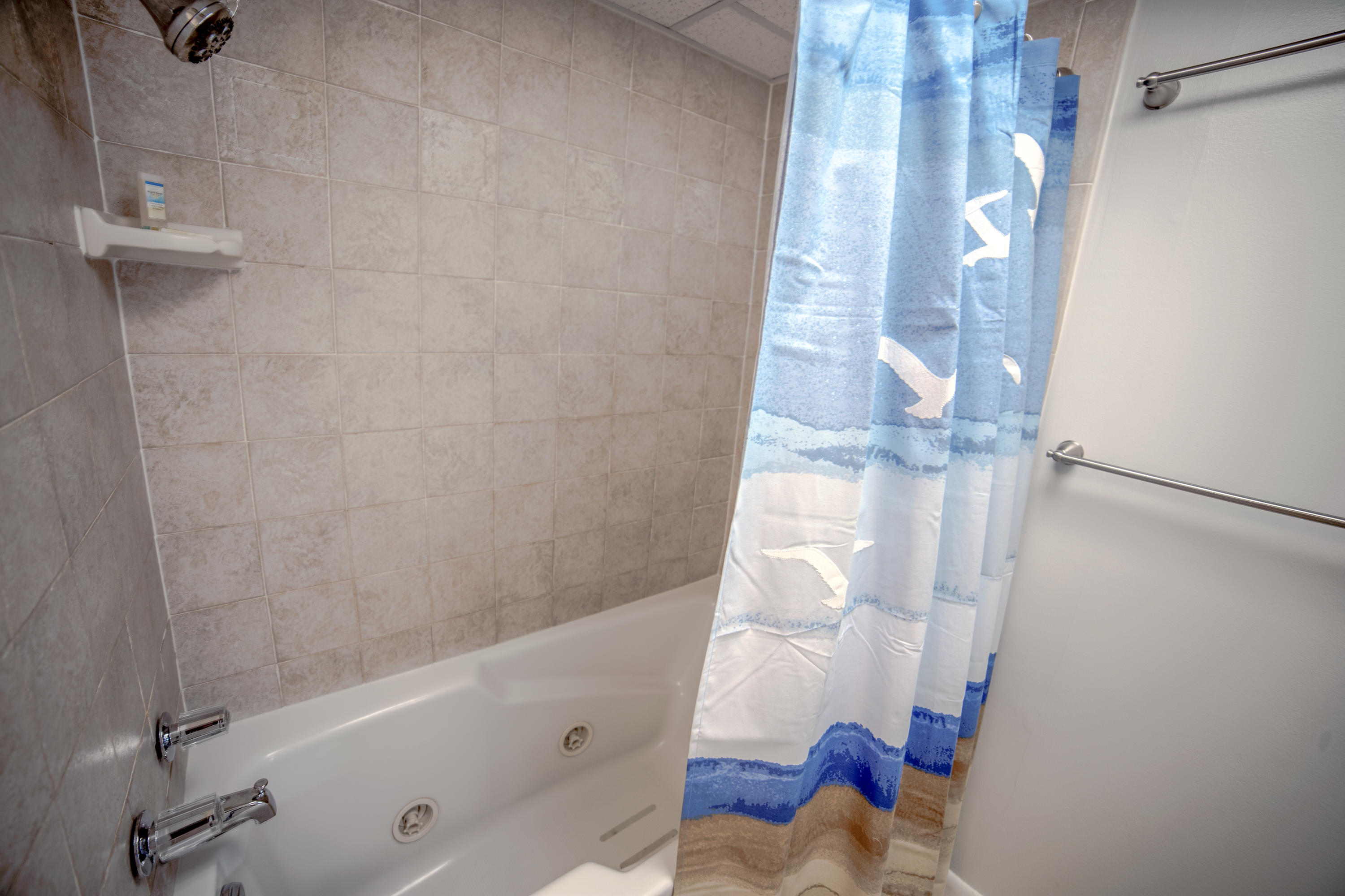 SUNBIRD CONDO - Residential